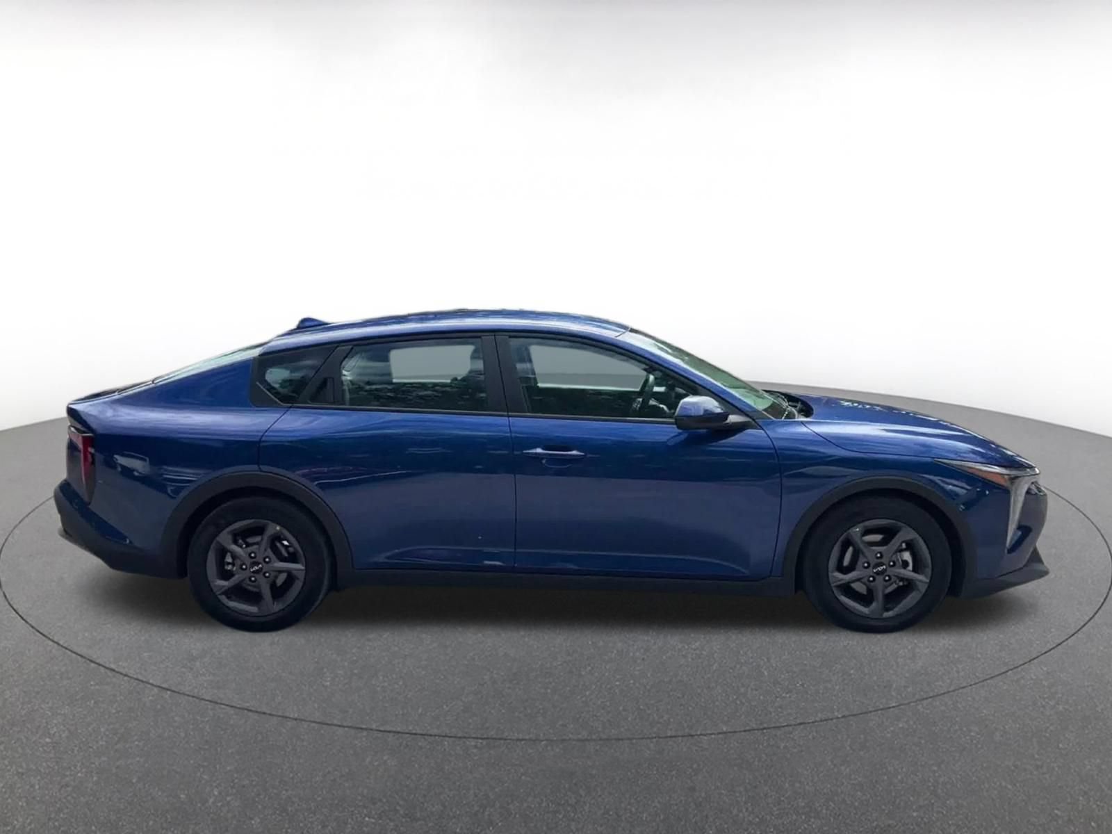 Thumbnail: 2025 Kia K4 - 16