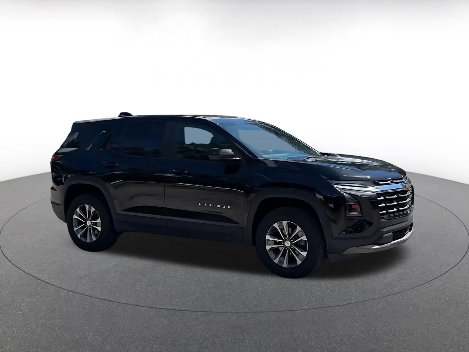 Thumbnail: 2025 Chevrolet Equinox - 2