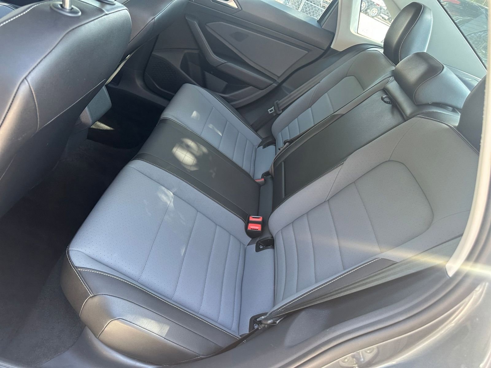 Thumbnail: 2025 Volkswagen Jetta - 33