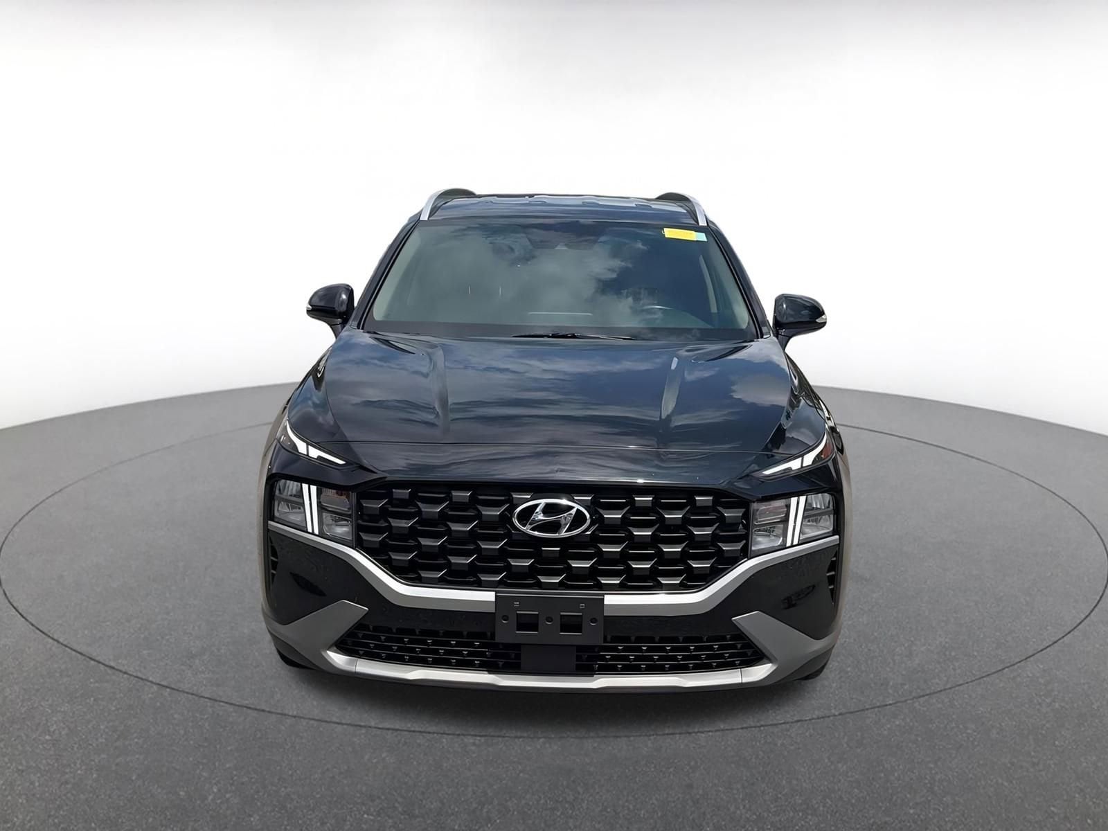 Thumbnail: 2023 Hyundai Santa Fe - 3