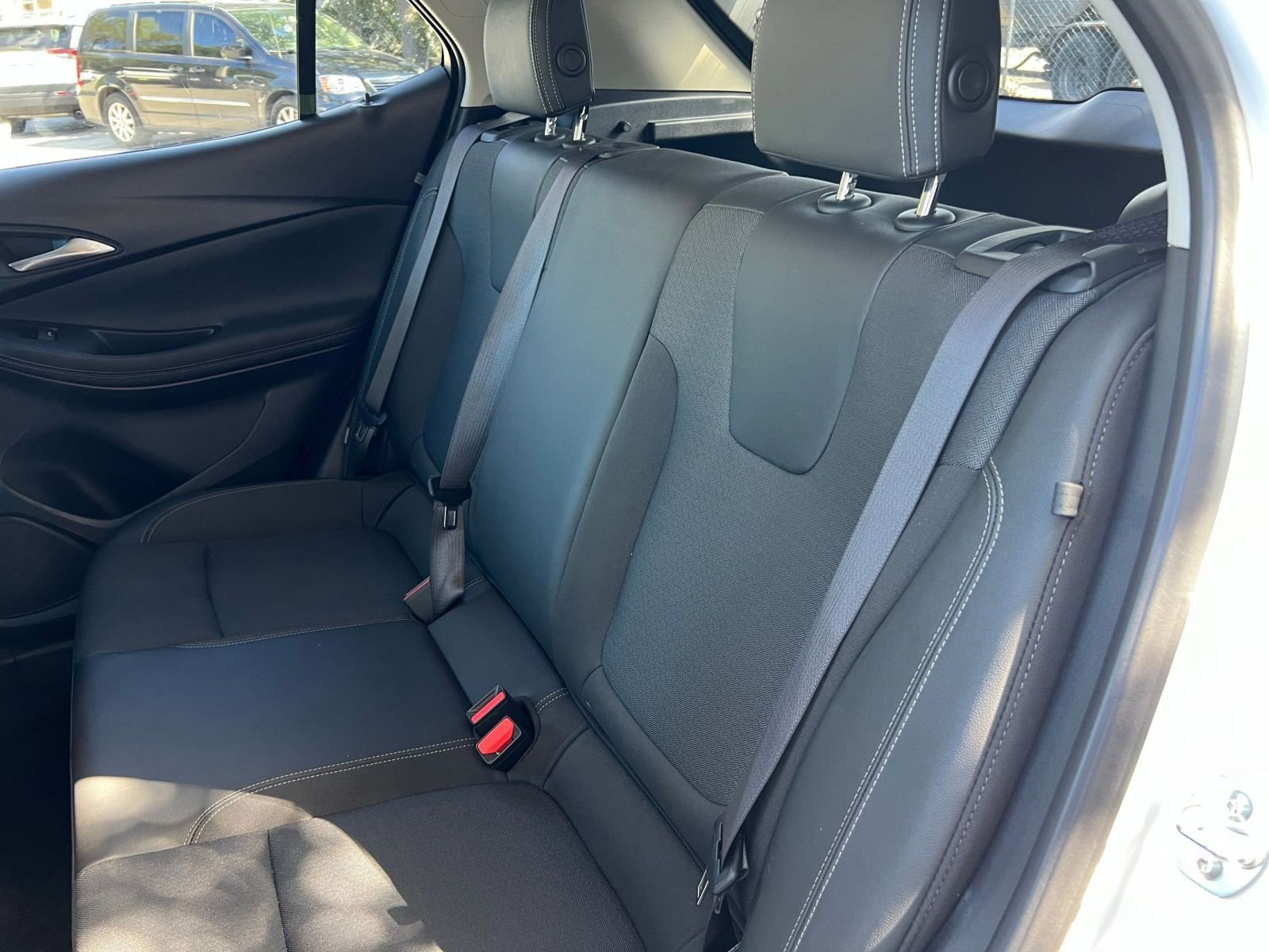 Thumbnail: 2025 Buick Encore GX - 31