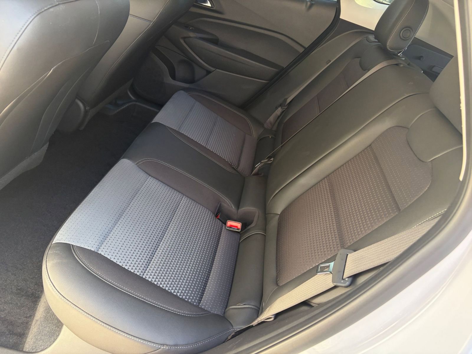 Thumbnail: 2025 Chevrolet Trax - 20