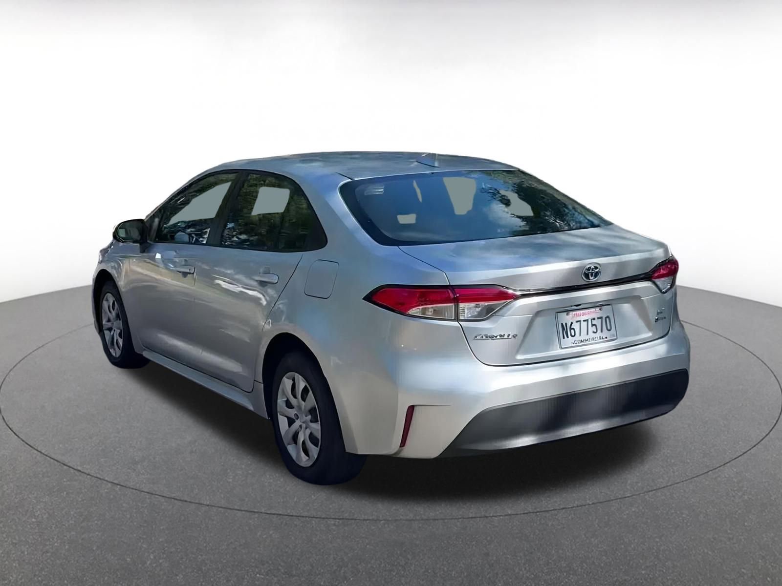 Thumbnail: 2025 Toyota Corolla - 11