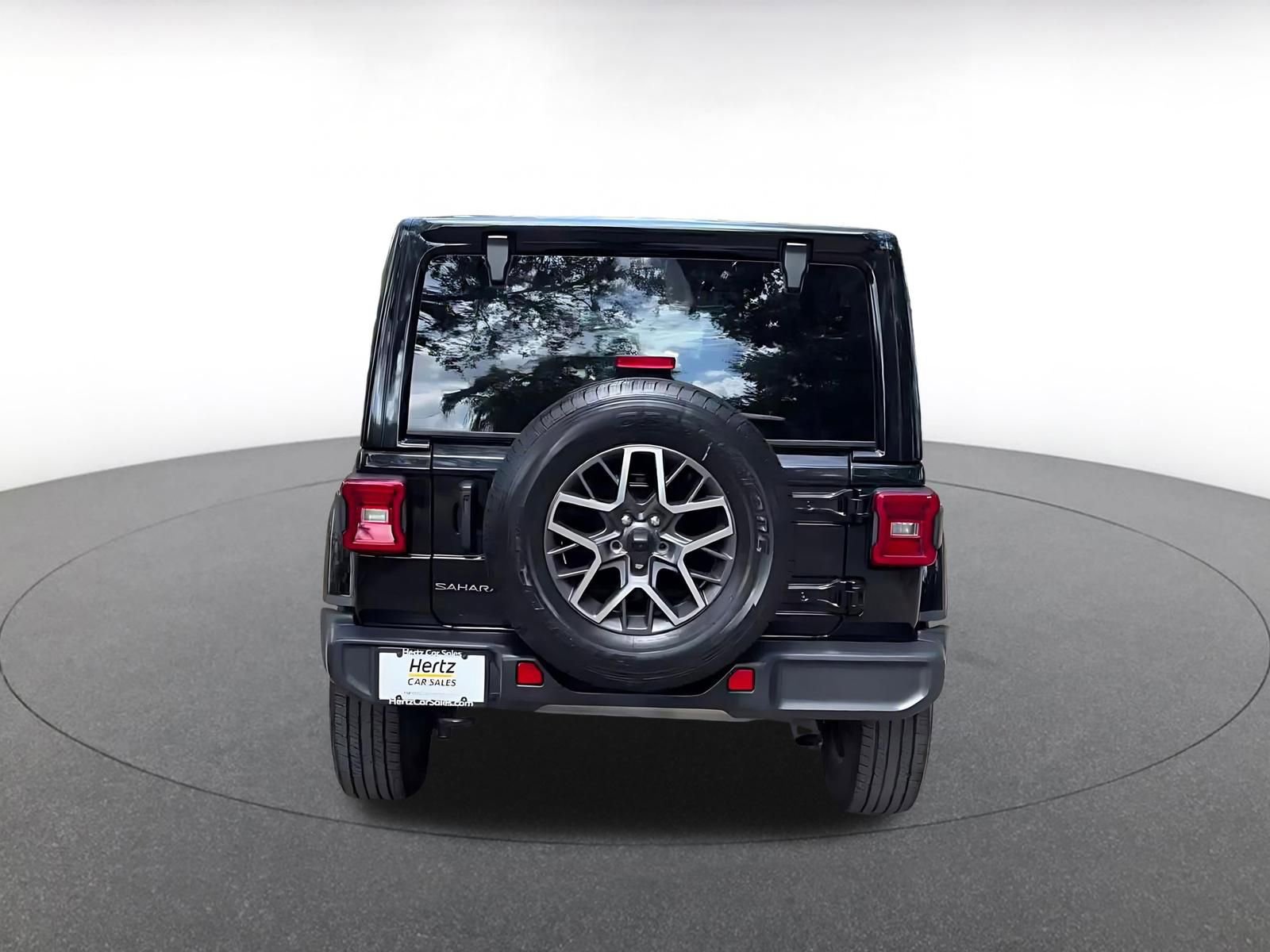 Thumbnail: 2025 Jeep Wrangler - 12