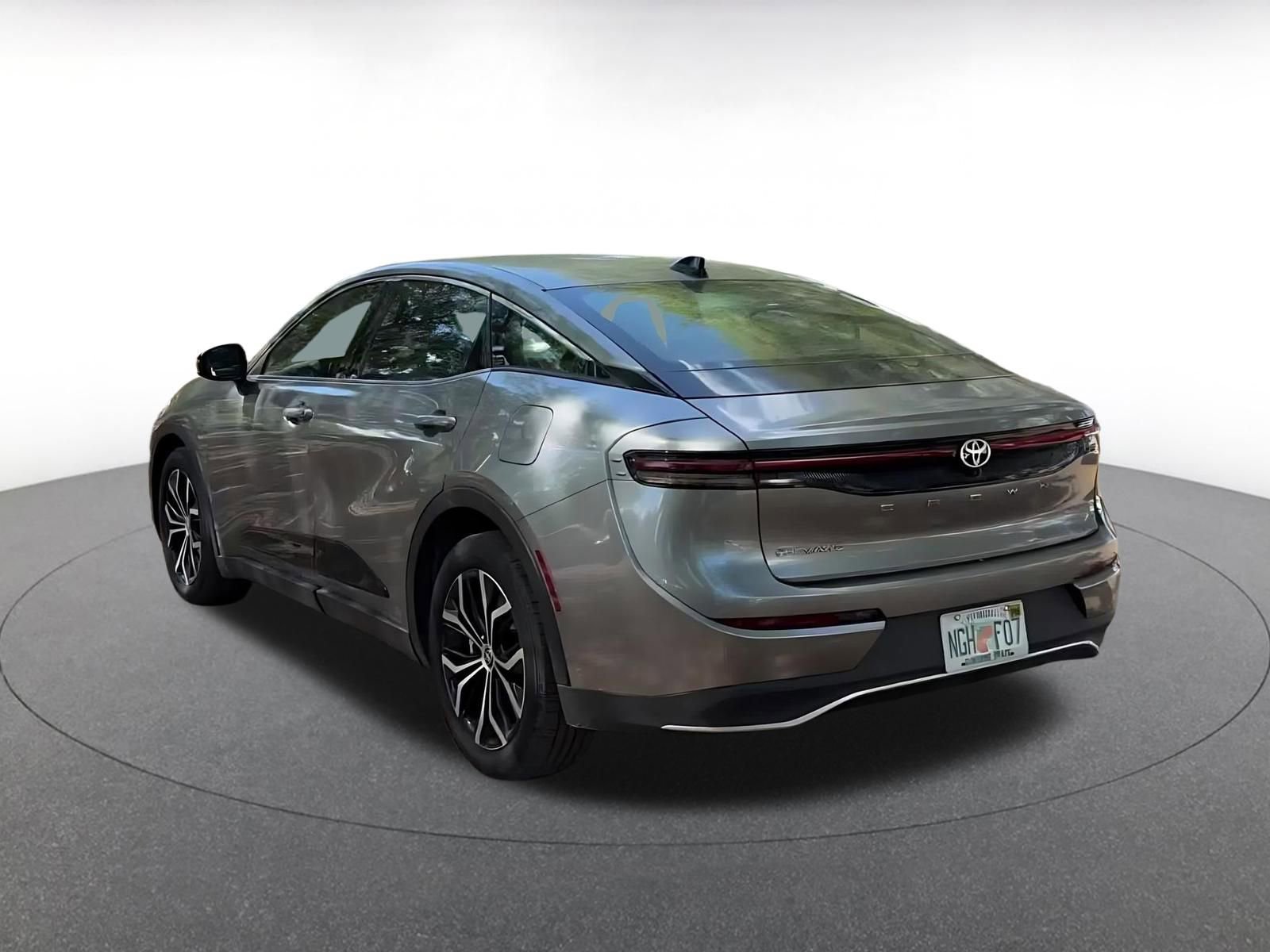 Thumbnail: 2025 Toyota Crown - 4