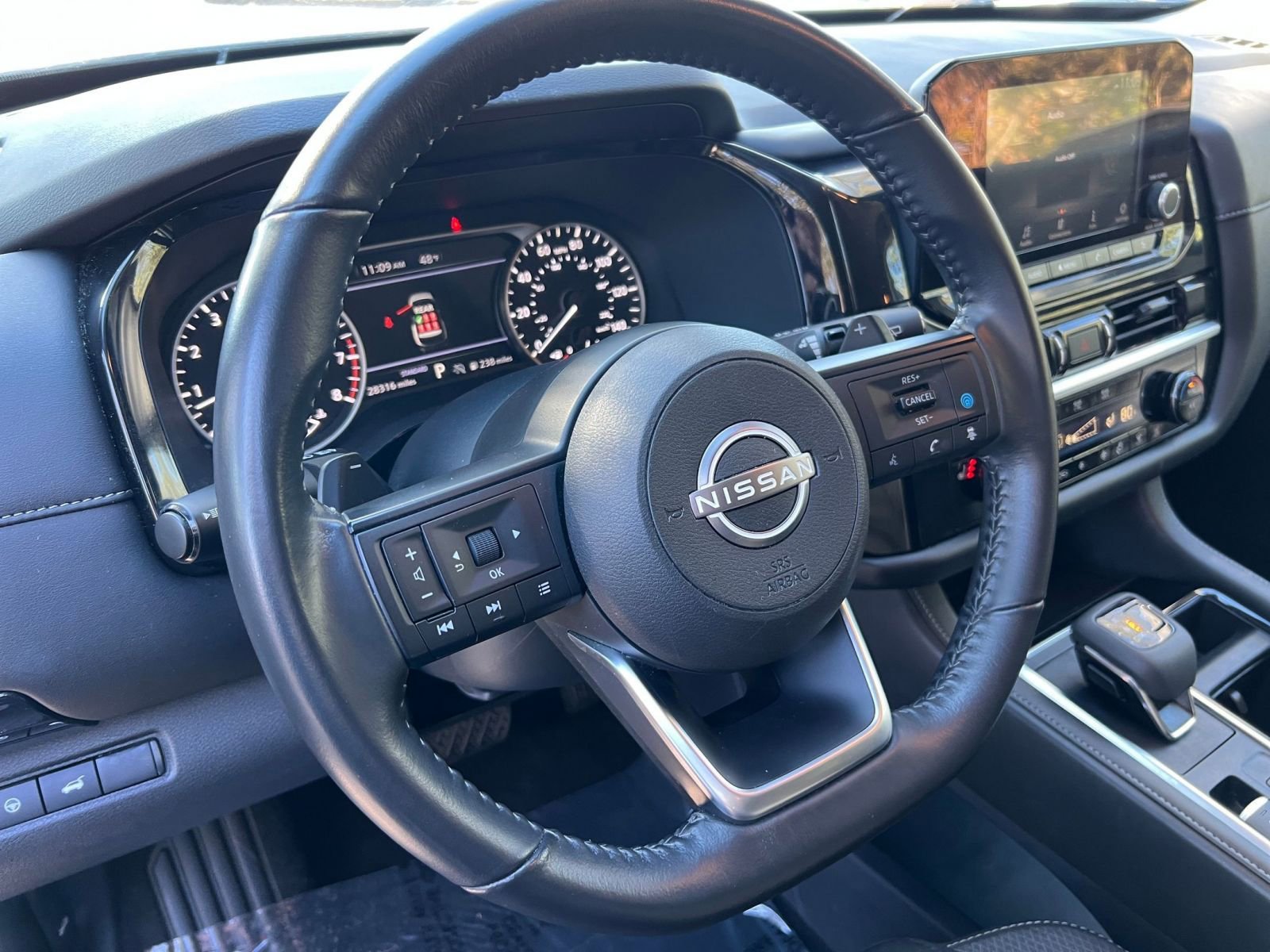 Thumbnail: 2025 Nissan Pathfinder - 30