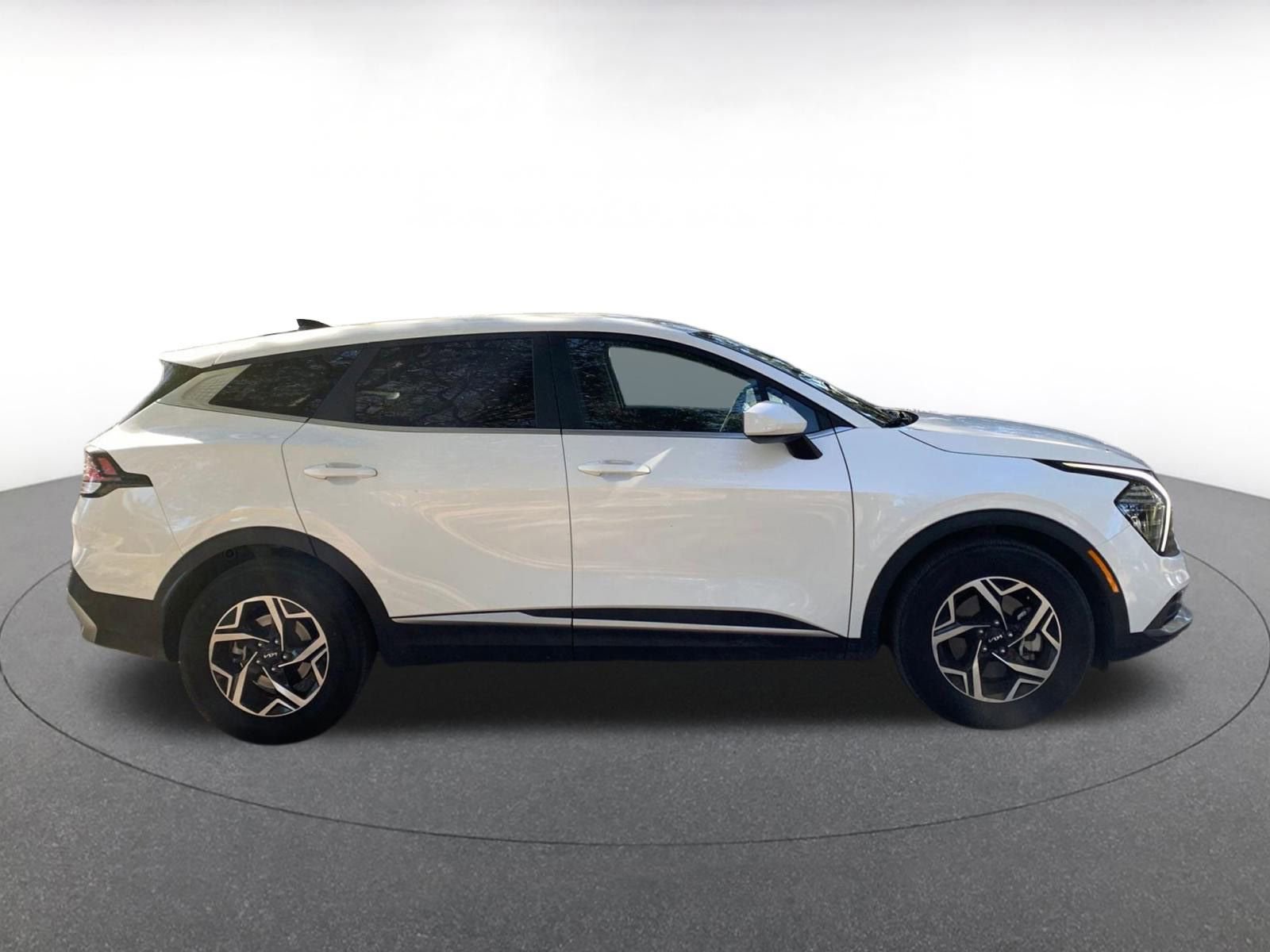 Thumbnail: 2025 Kia Sportage - 8