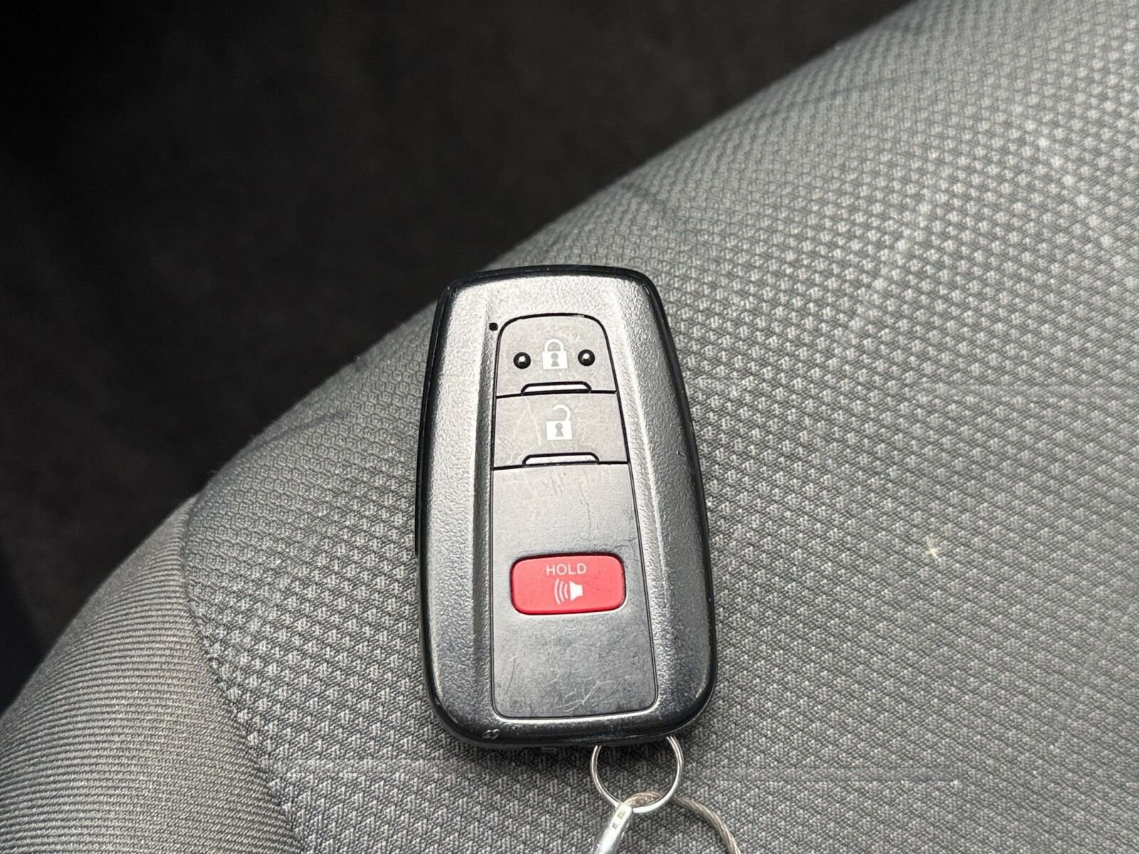 Thumbnail: 2025 Toyota RAV4 - 18