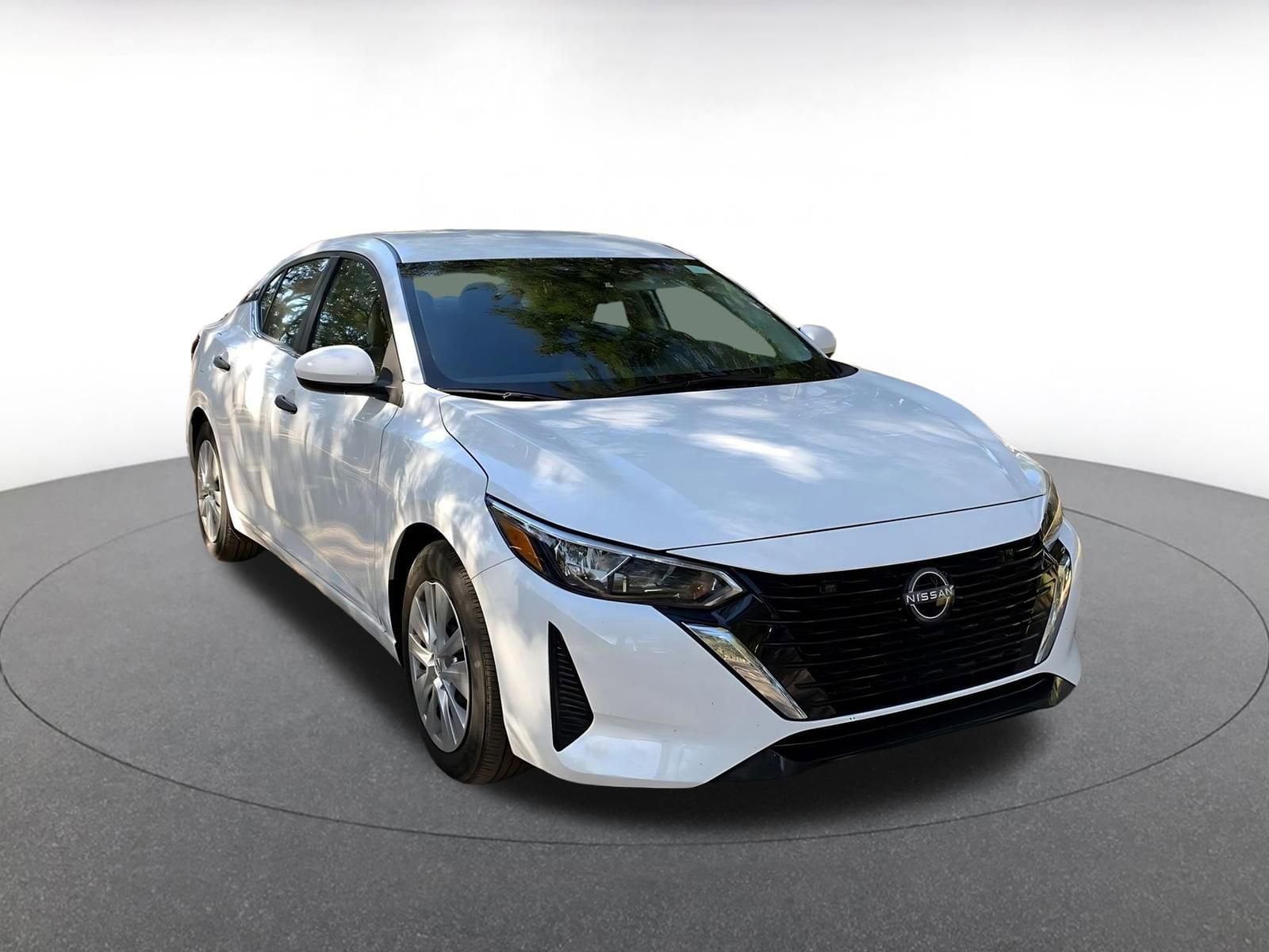 Thumbnail: 2025 Nissan Sentra - 1