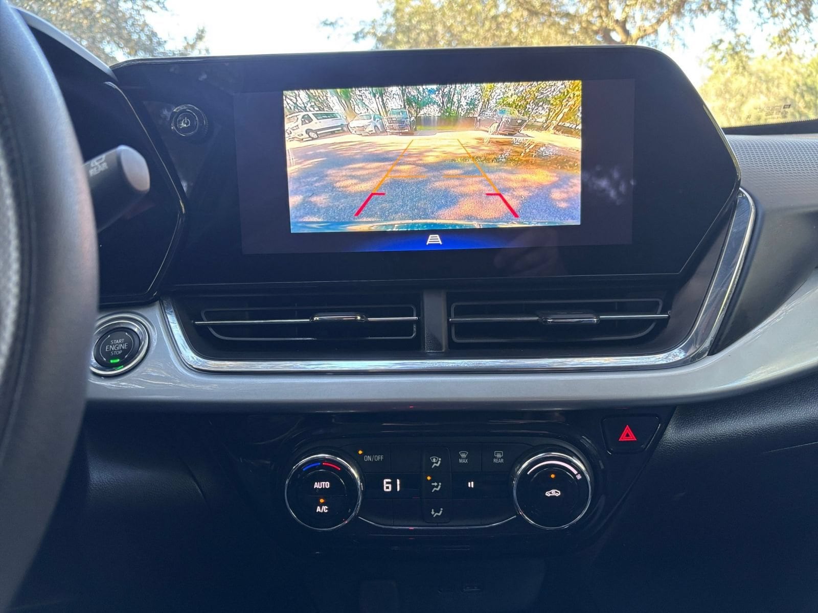 Thumbnail: 2025 Chevrolet Trax - 16