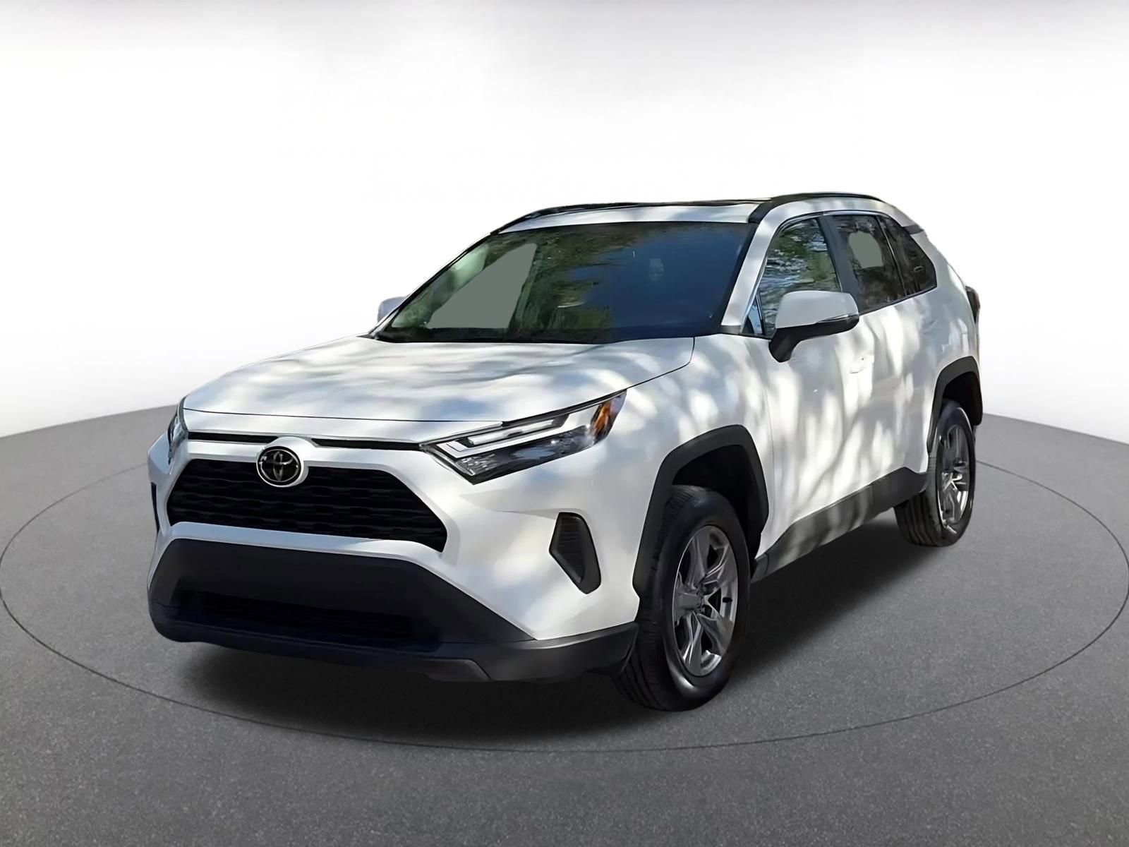 Thumbnail: 2025 Toyota RAV4 - 8