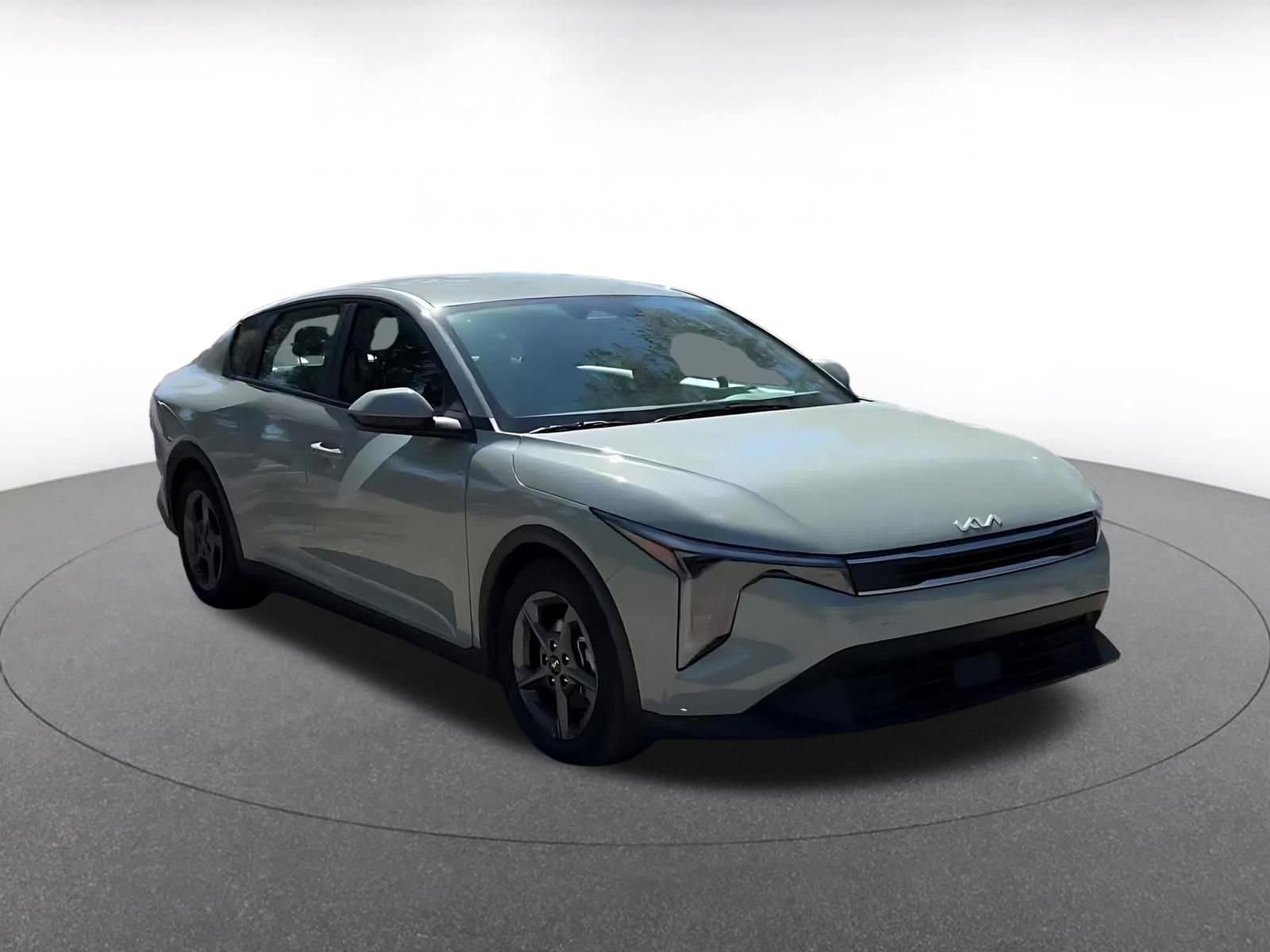 Thumbnail: 2025 Kia K4 - 3