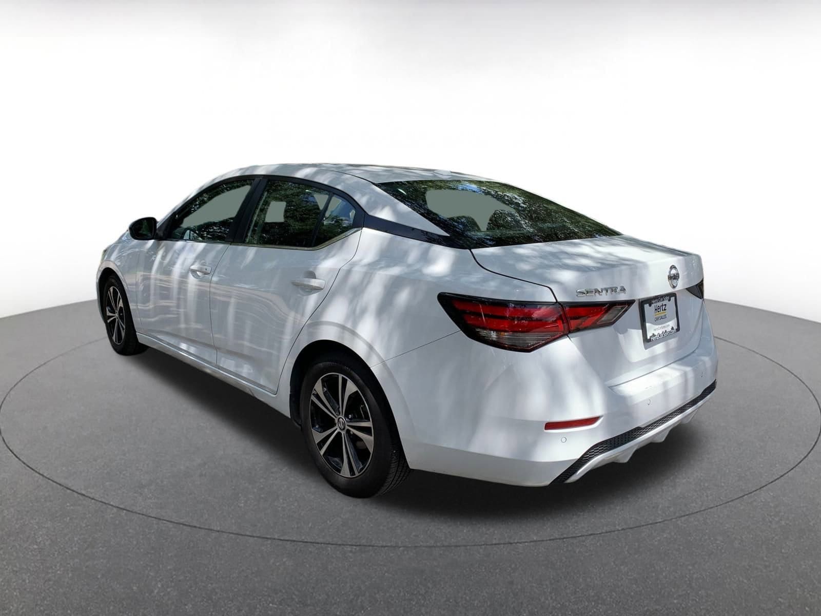 Thumbnail: 2023 Nissan Sentra - 5