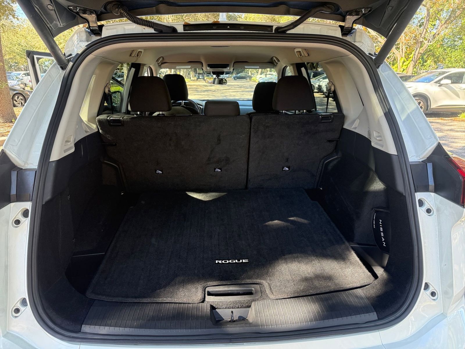 Thumbnail: 2025 Nissan Rogue - 27