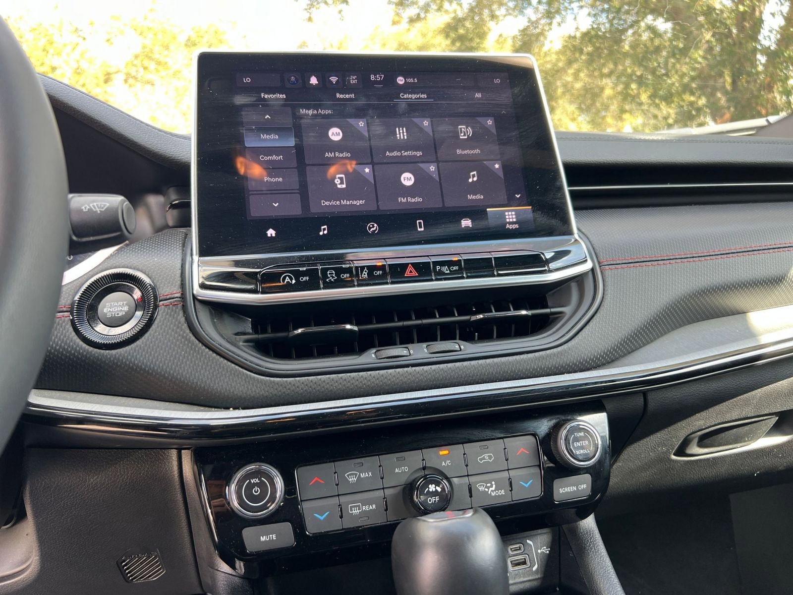 Thumbnail: 2025 Jeep Compass - 17