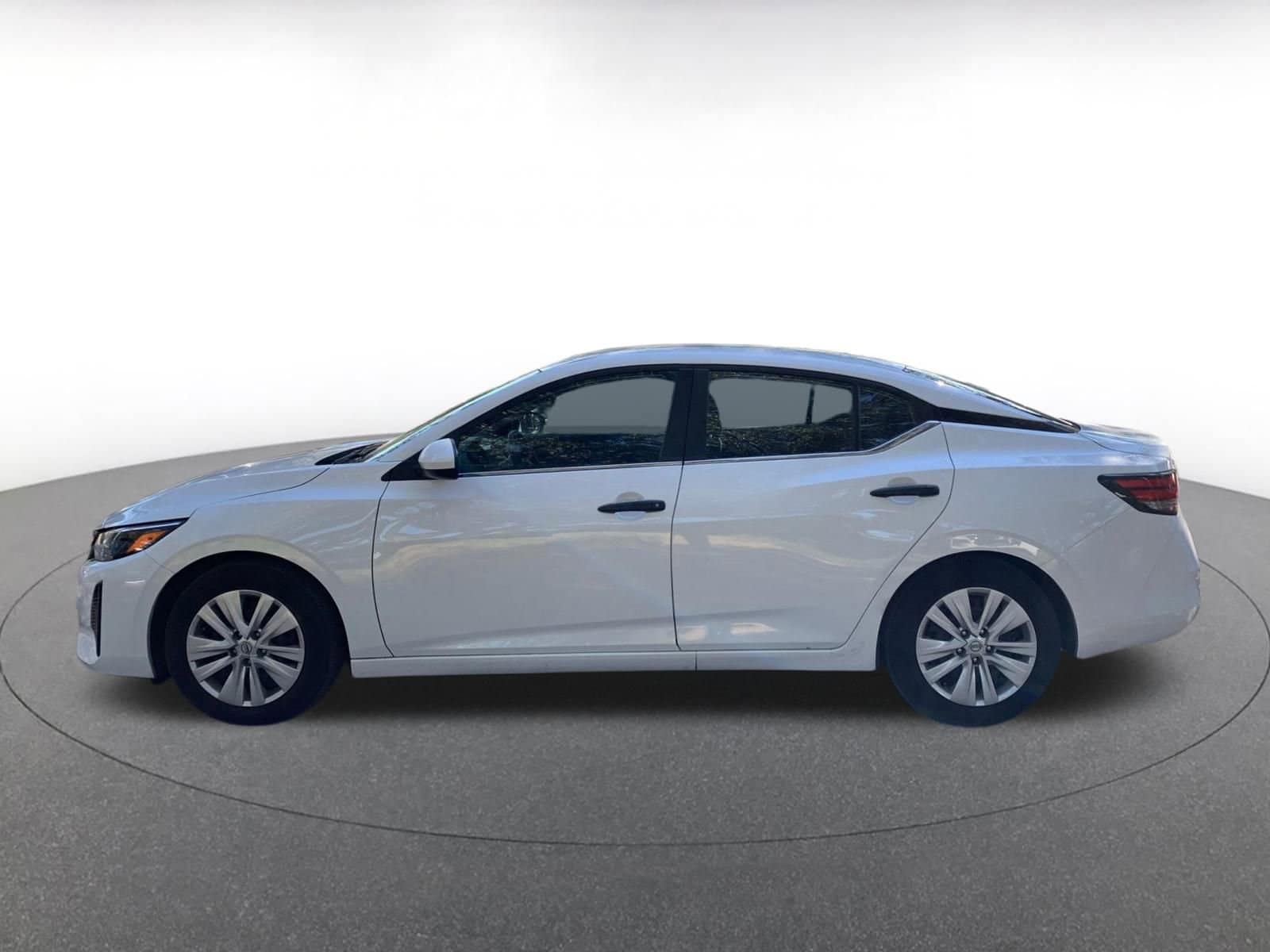 Thumbnail: 2025 Nissan Sentra - 4