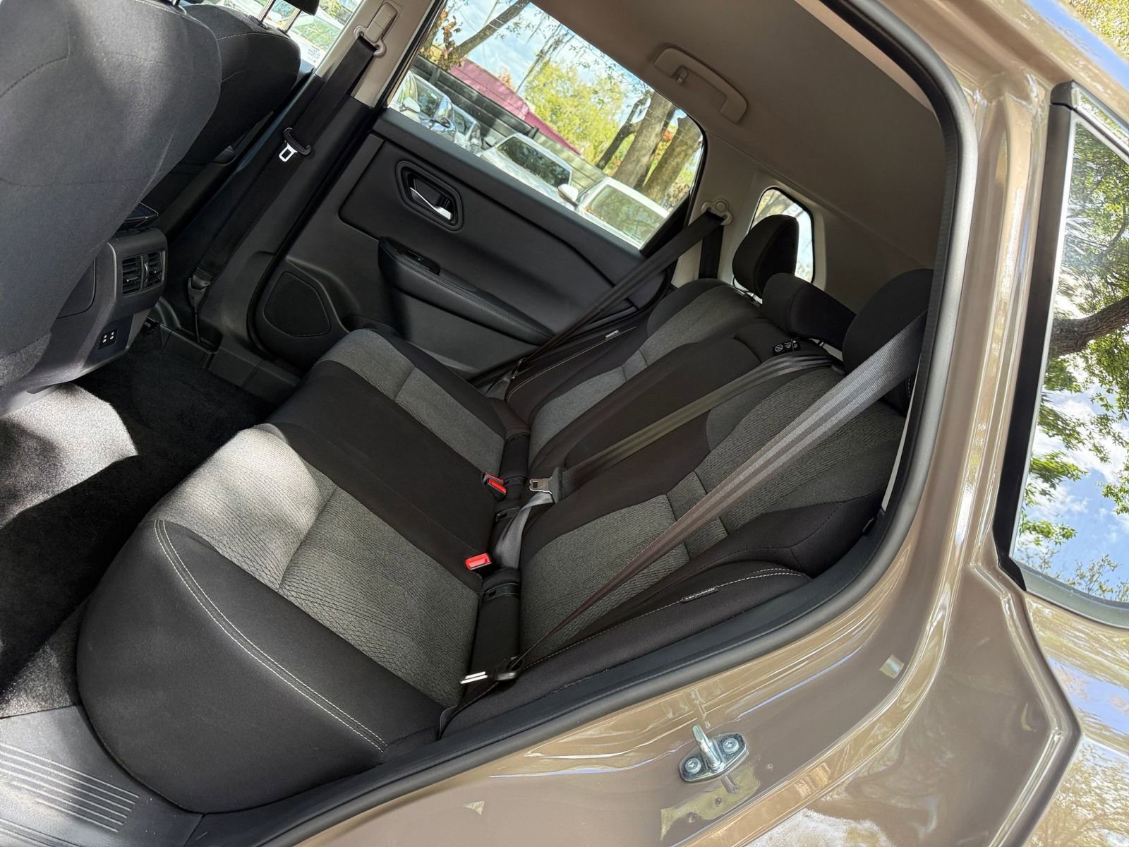 Thumbnail: 2025 Nissan Rogue - 23