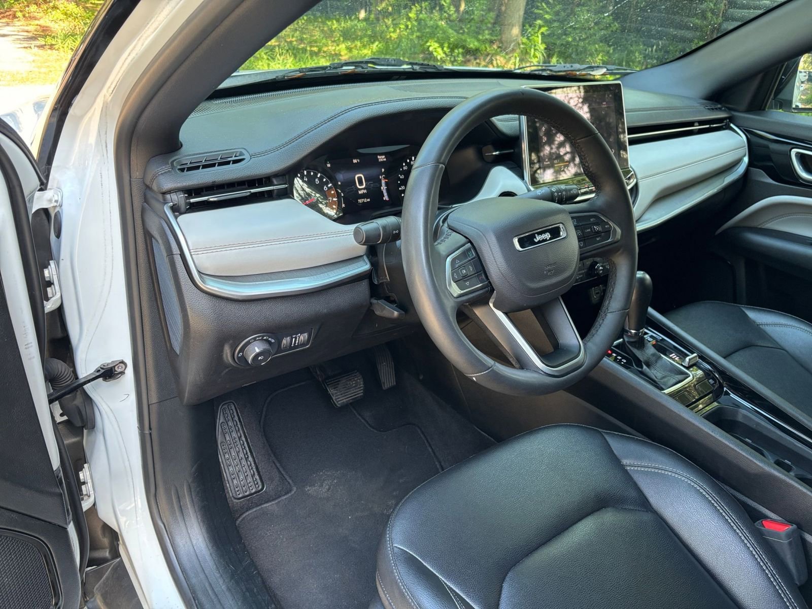 Thumbnail: 2025 Jeep Compass - 34