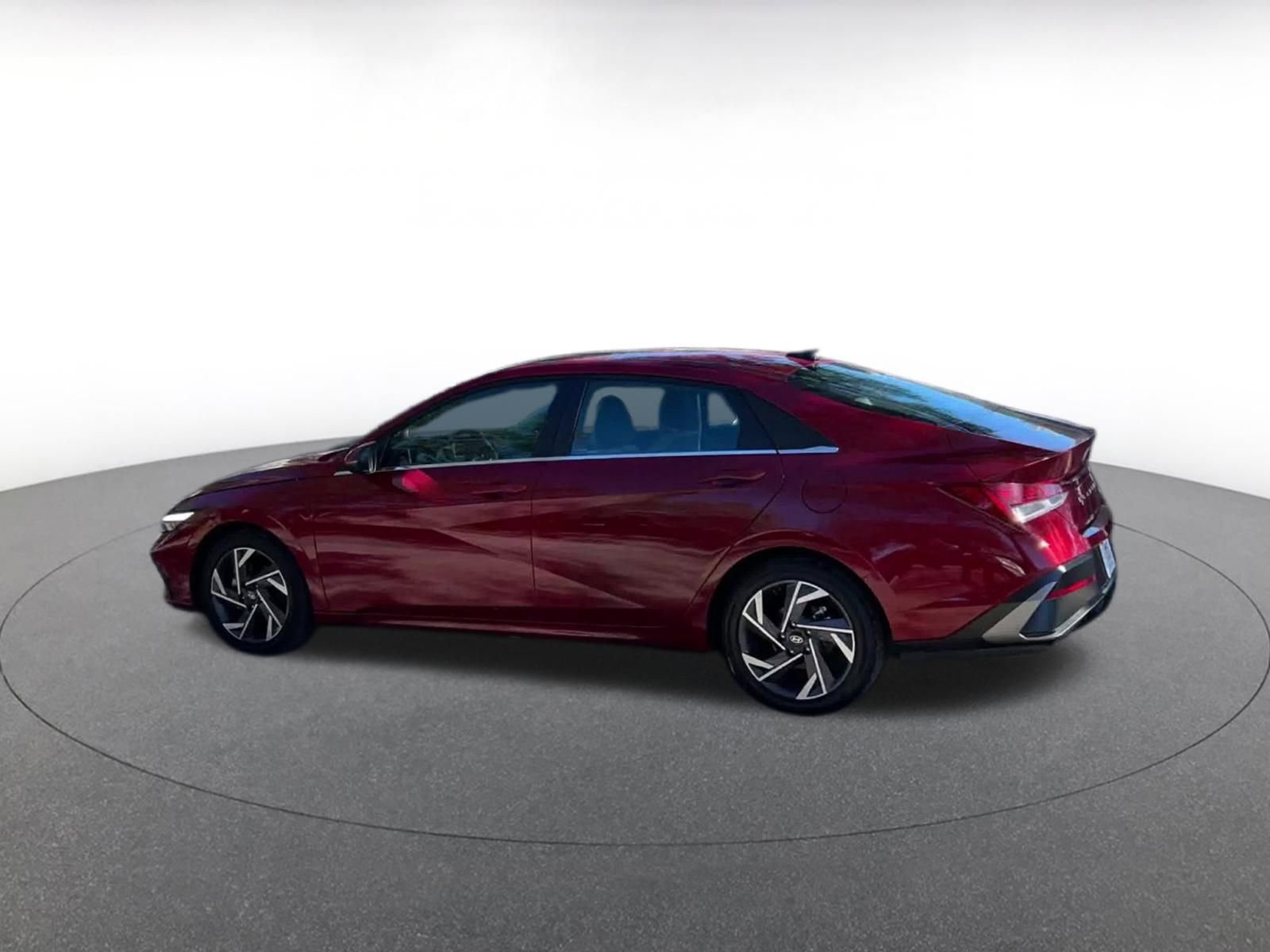 Thumbnail: 2025 Hyundai Elantra - 10