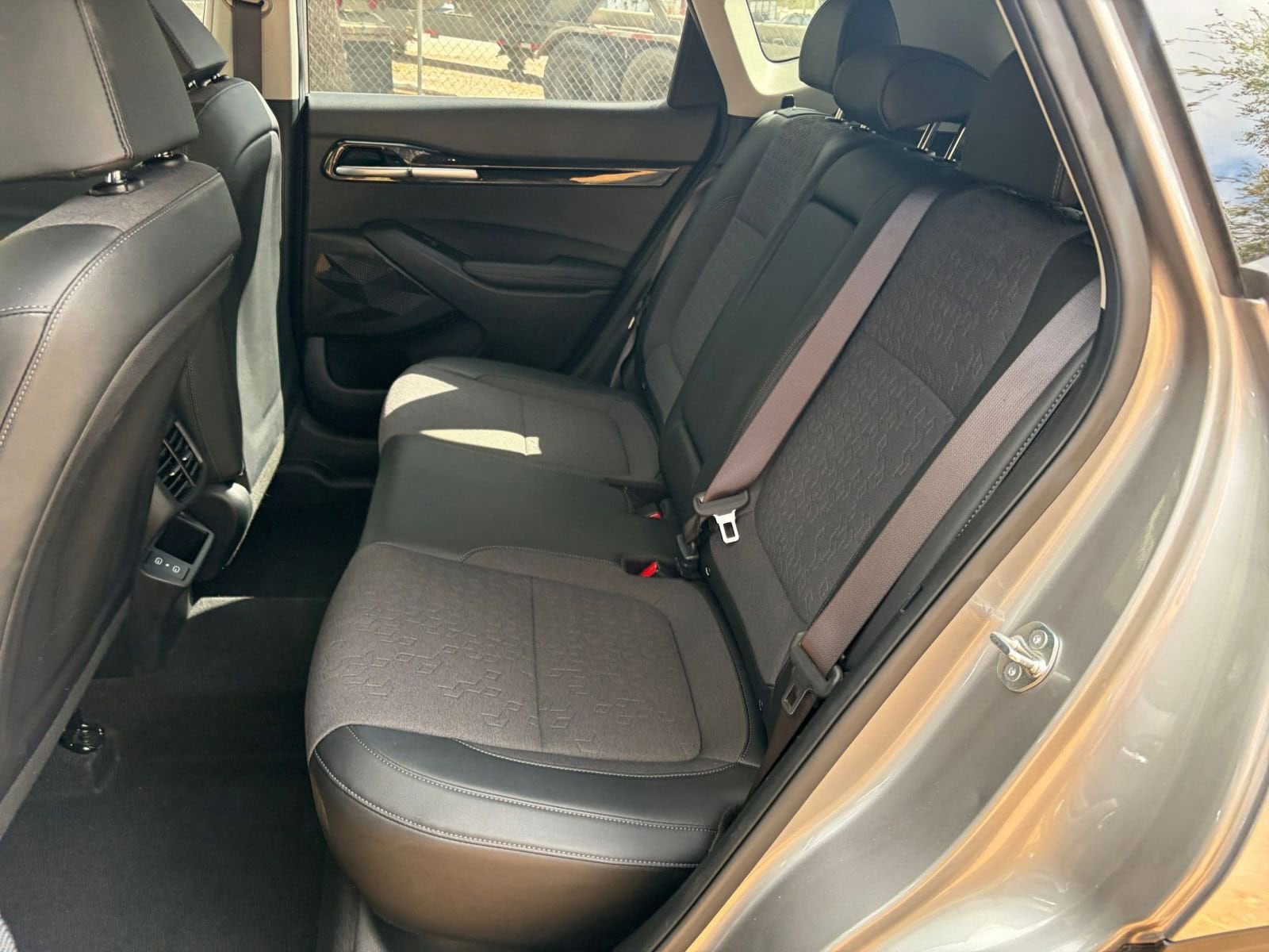 Thumbnail: 2025 Kia Seltos - 34