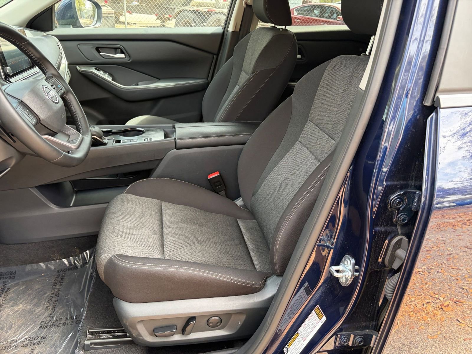 Thumbnail: 2025 Nissan Rogue - 24