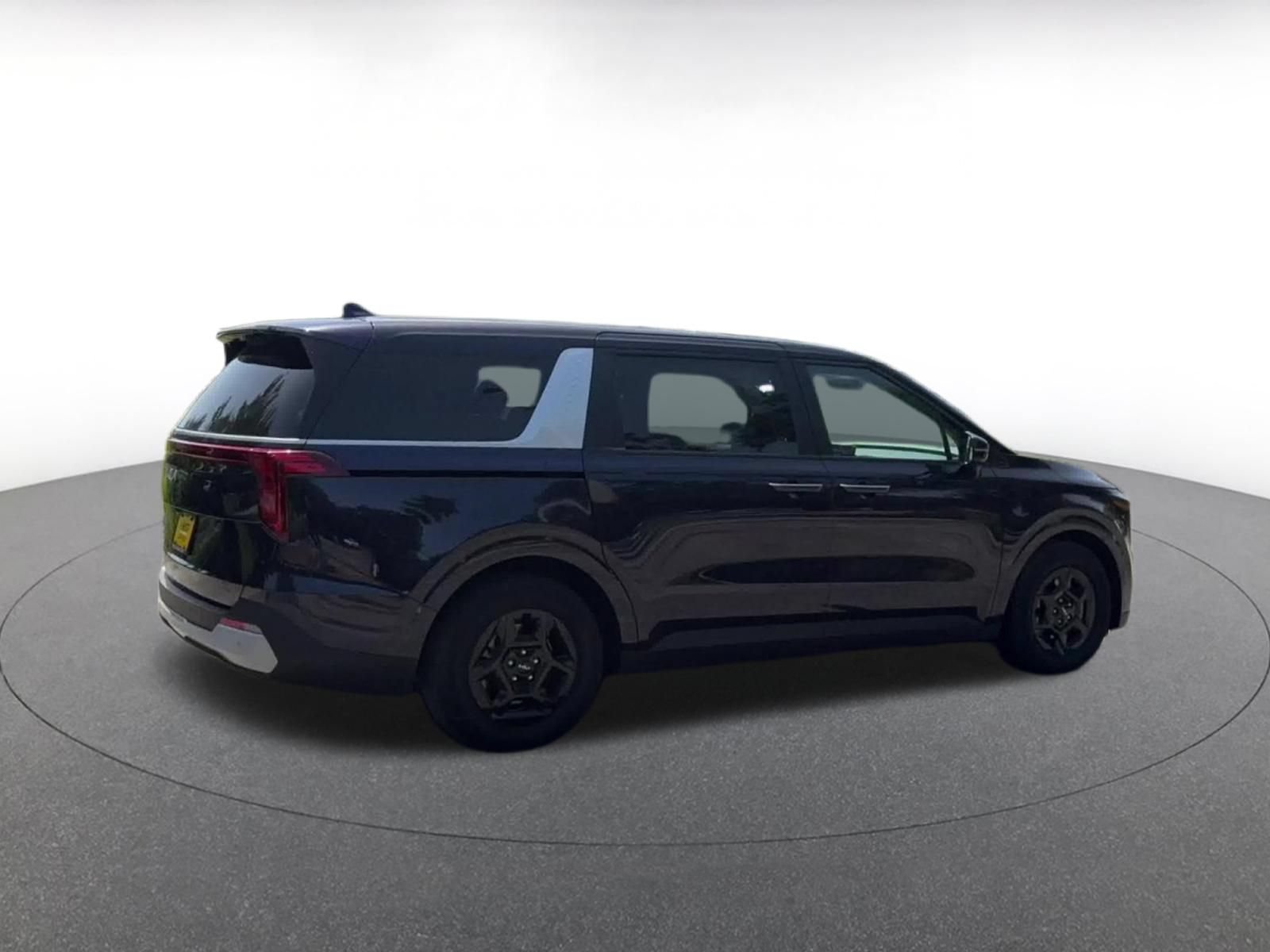 Thumbnail: 2026 Kia Carnival - 14