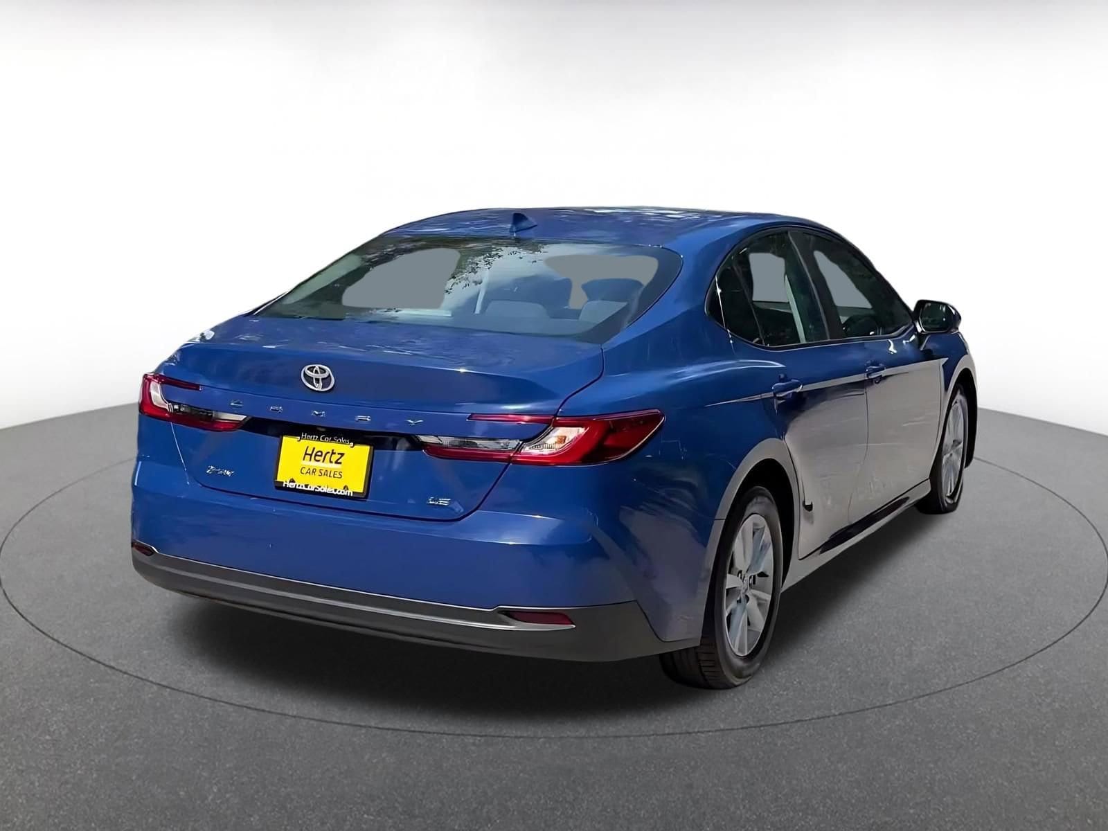 Thumbnail: 2025 Toyota Camry - 21