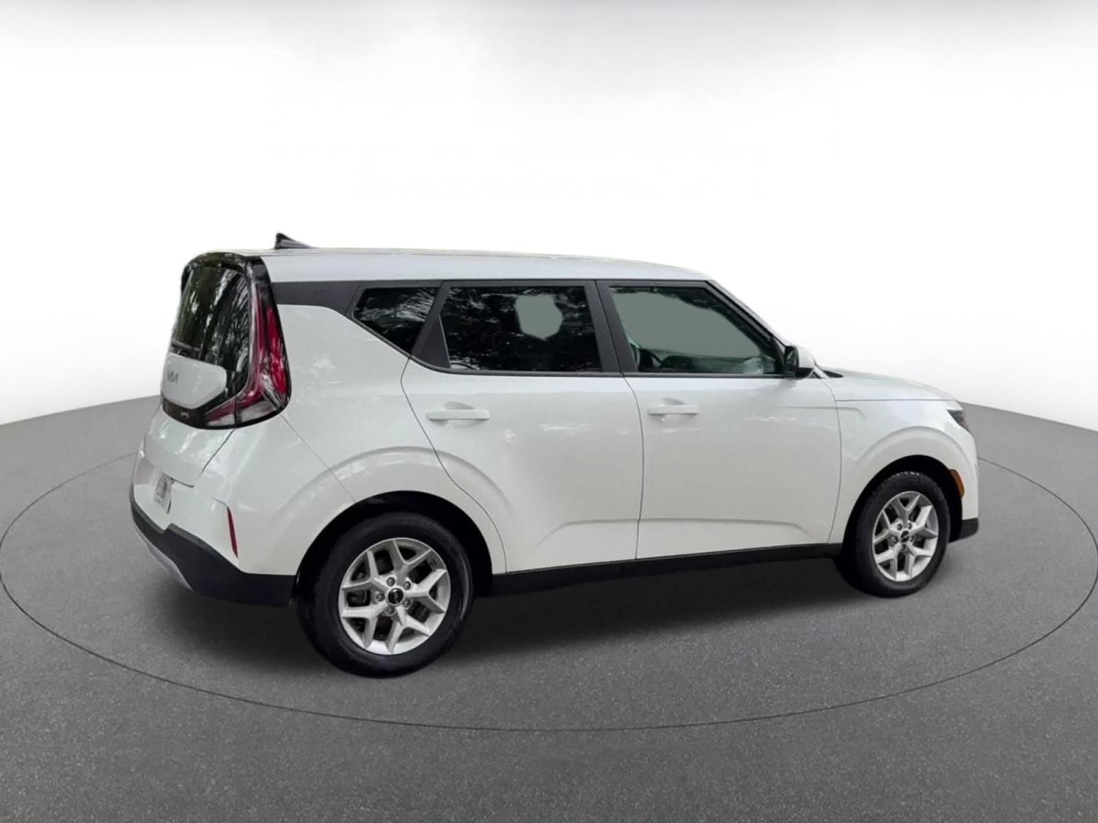 Thumbnail: 2025 Kia Soul - 15