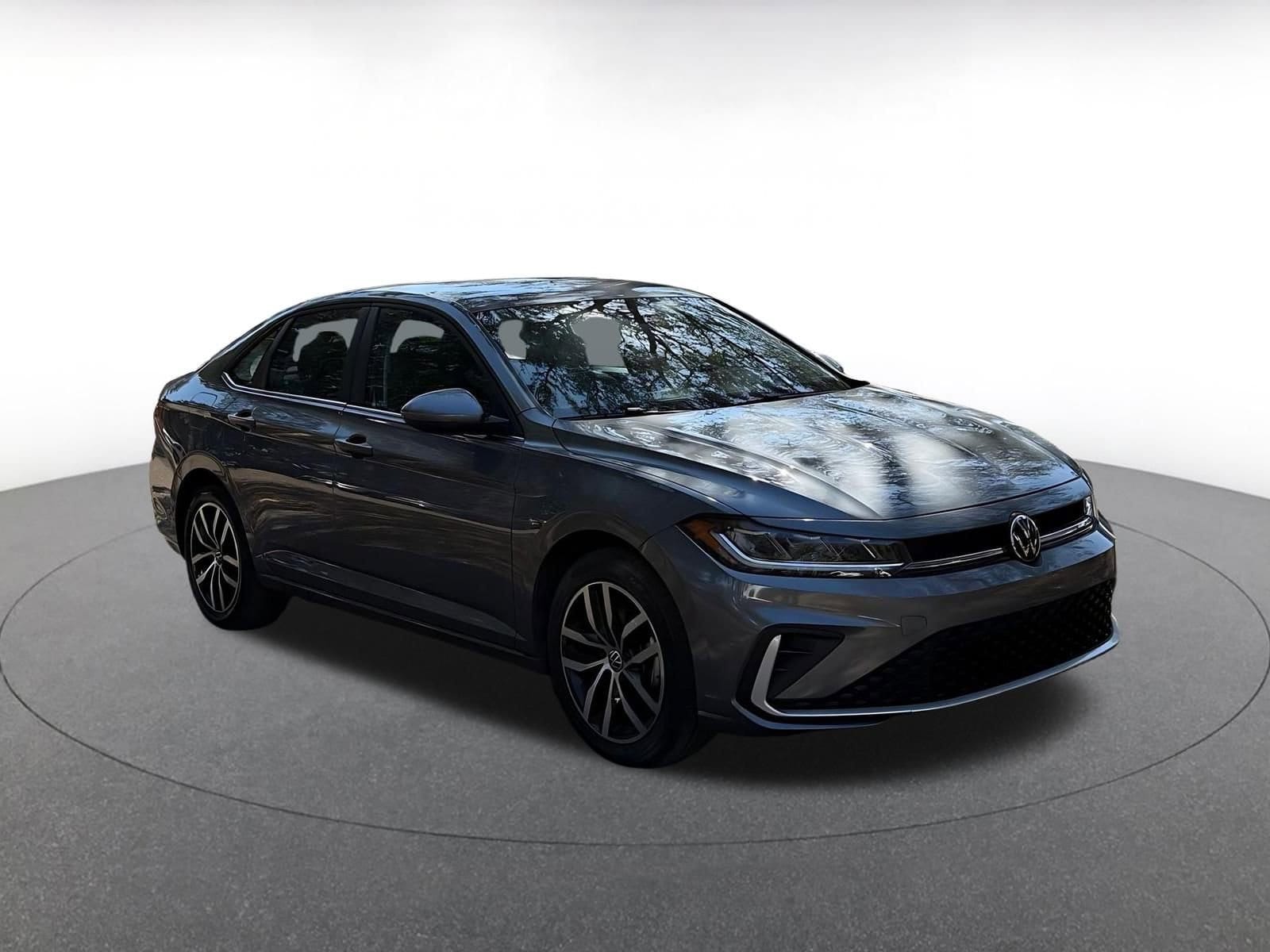 Thumbnail: 2025 Volkswagen Jetta - 1