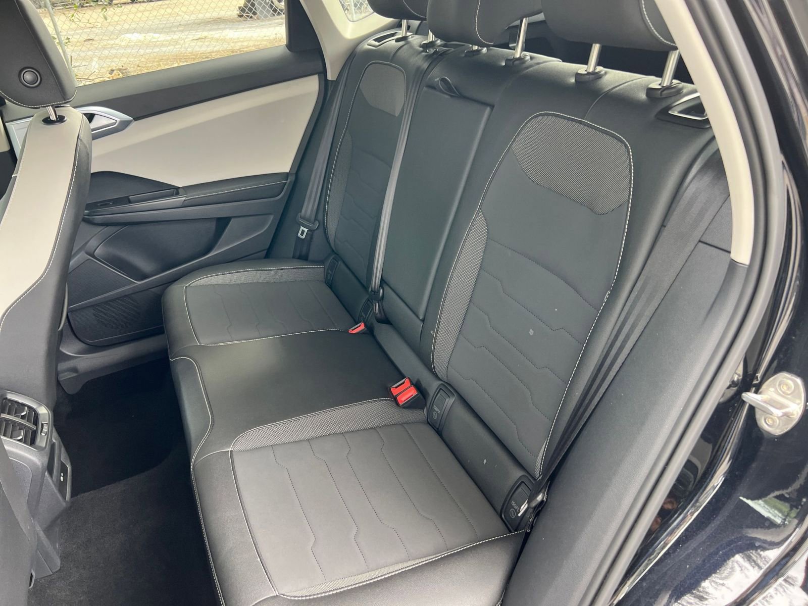 Thumbnail: 2025 Volkswagen Taos - 31