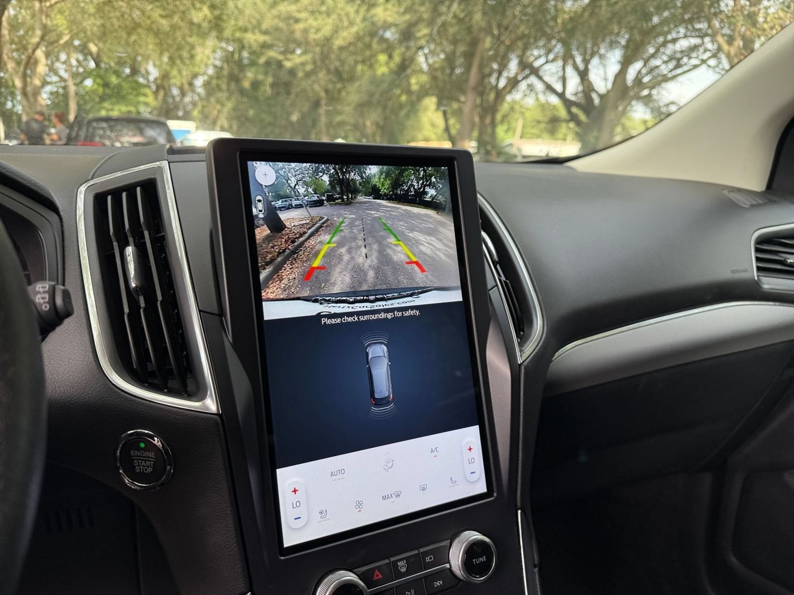 Thumbnail: 2022 Ford Edge - 15