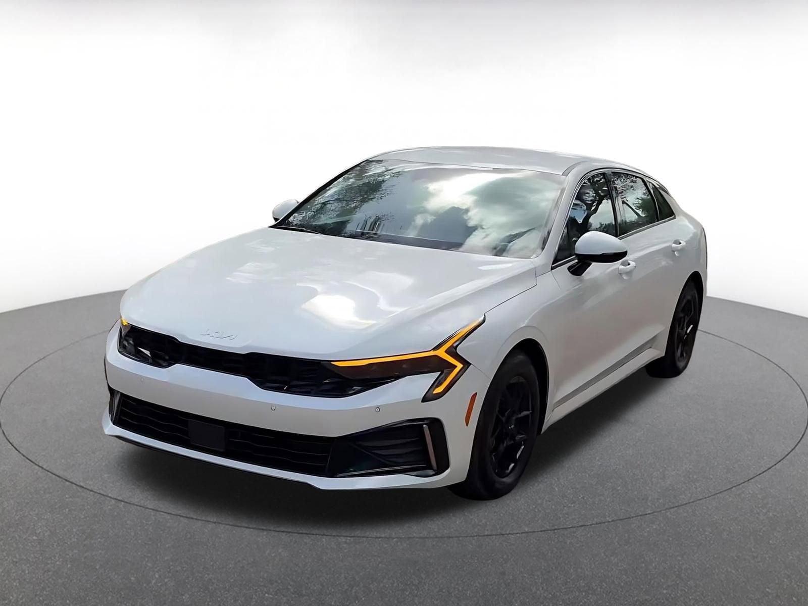 Thumbnail: 2025 Kia K5 - 7