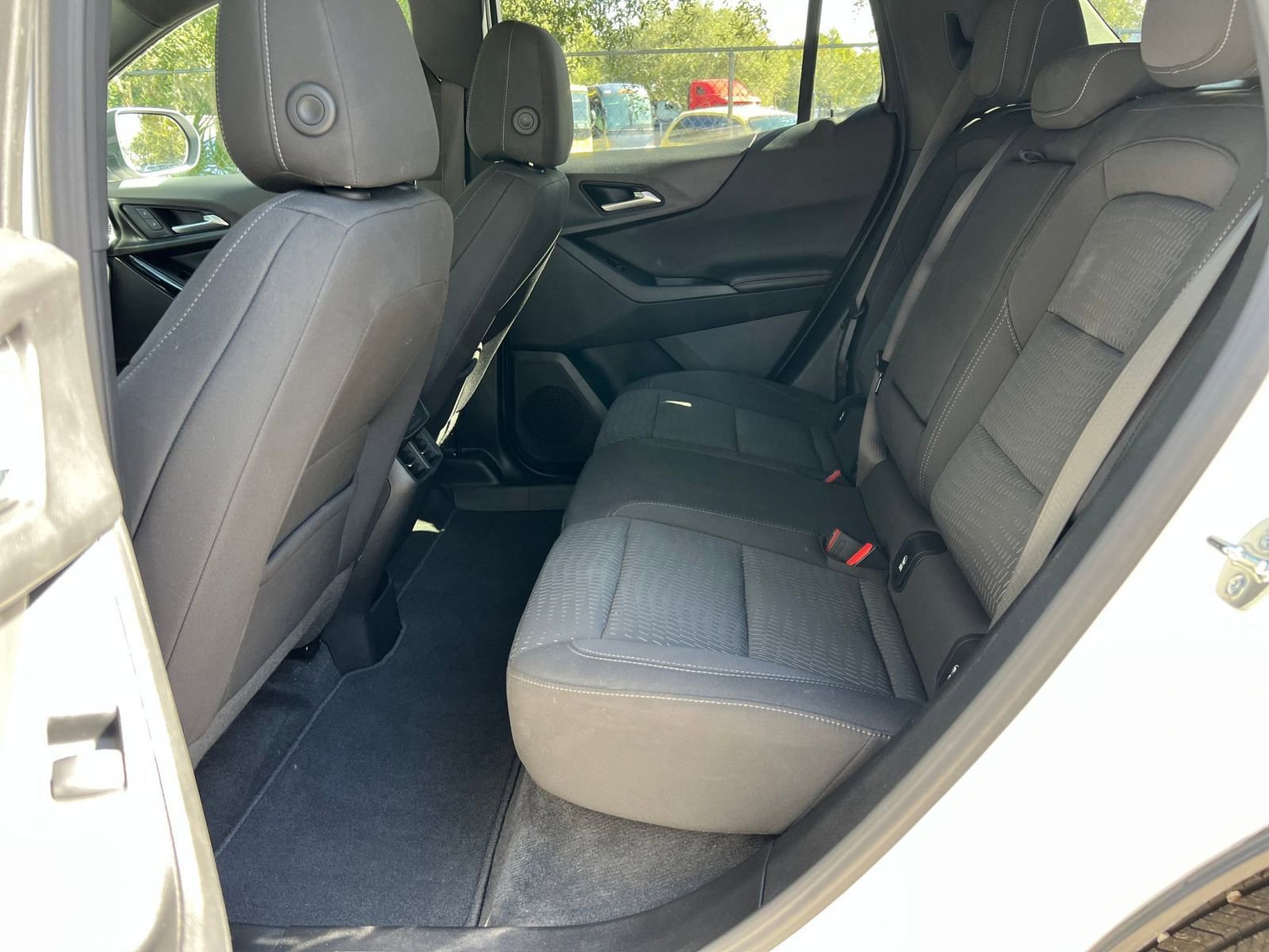 Thumbnail: 2025 Chevrolet Equinox - 33