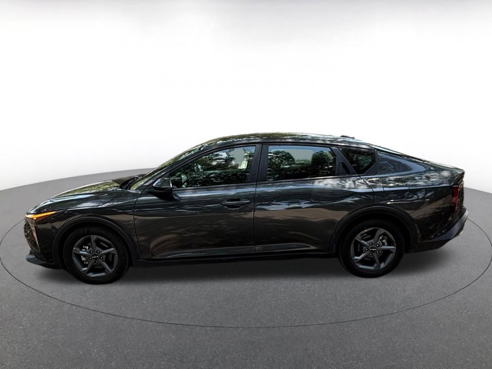 Thumbnail: 2025 Kia K4 - 4