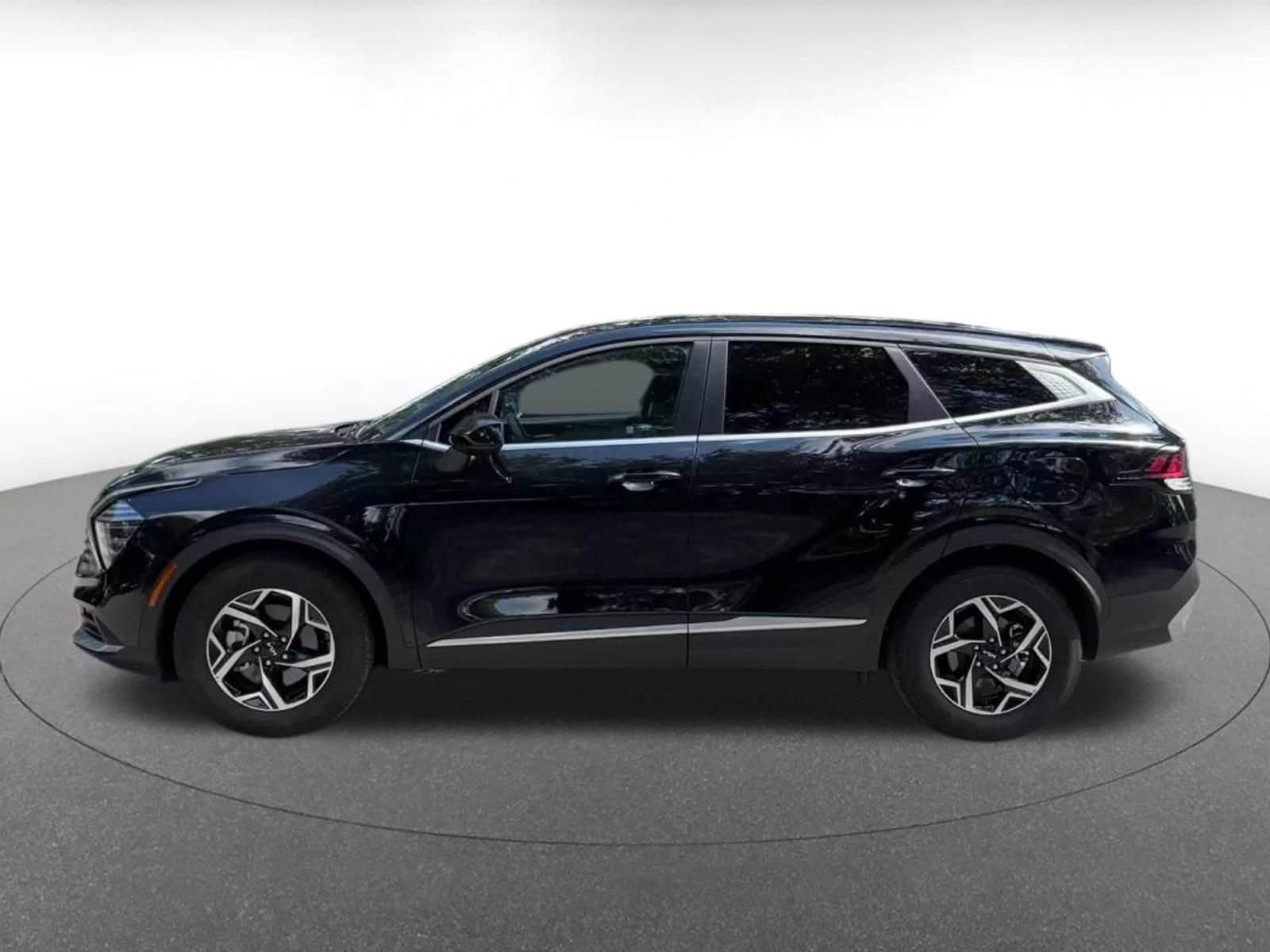 Thumbnail: 2025 Kia Sportage - 9