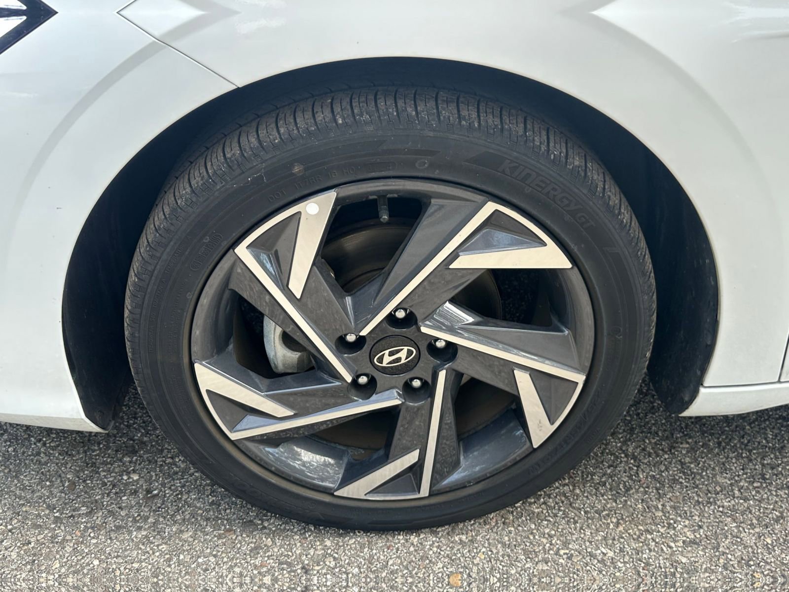 Thumbnail: 2025 Hyundai Elantra - 23