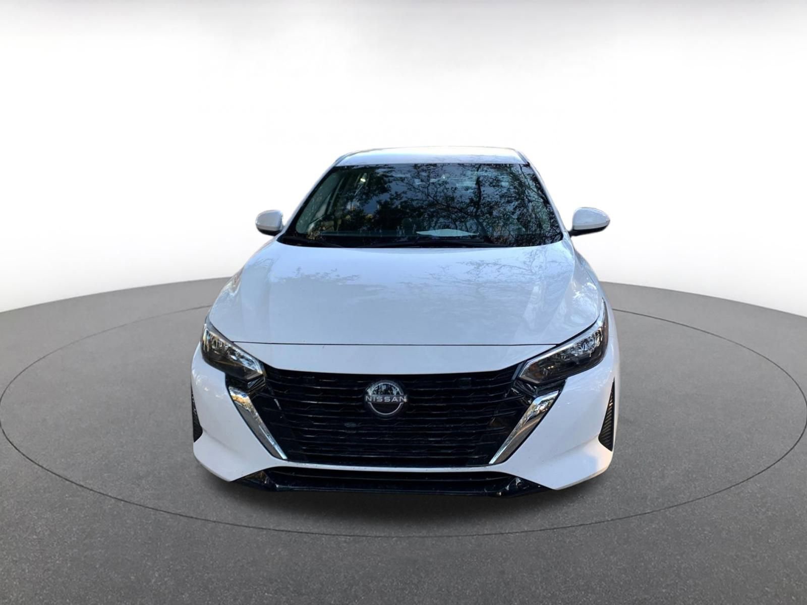 Thumbnail: 2025 Nissan Sentra - 2