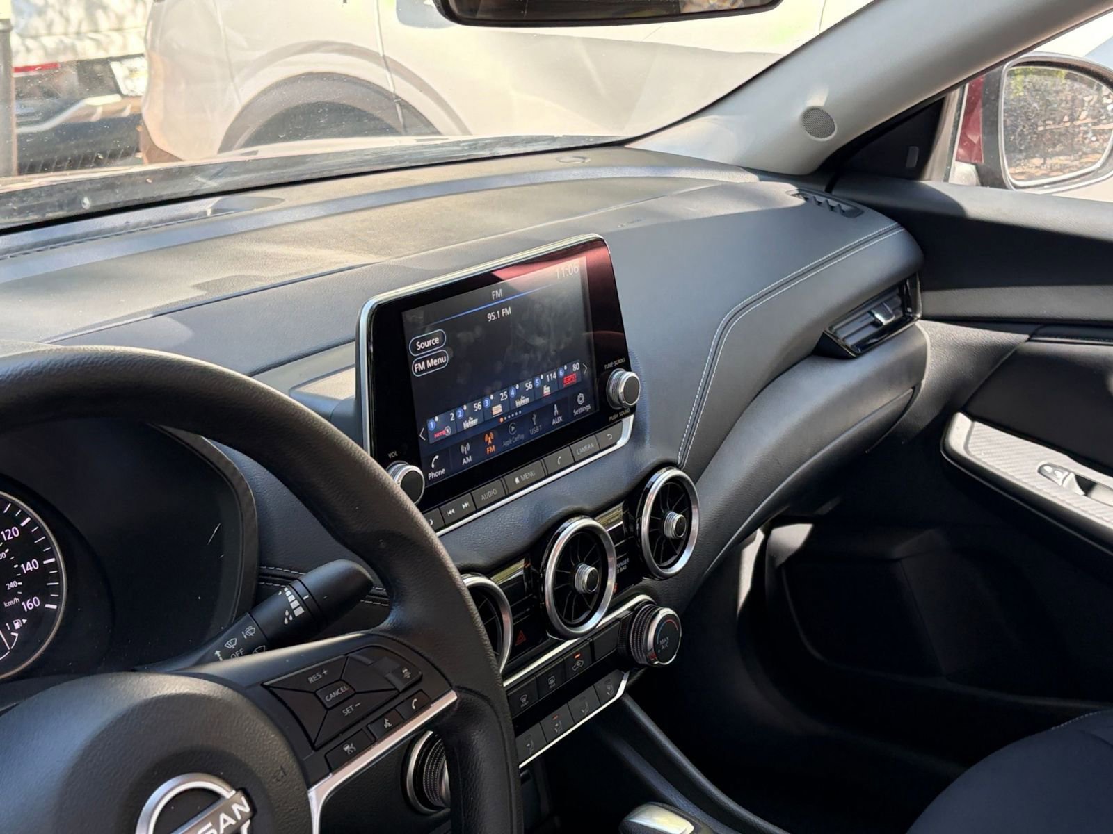 Thumbnail: 2025 Nissan Sentra - 33