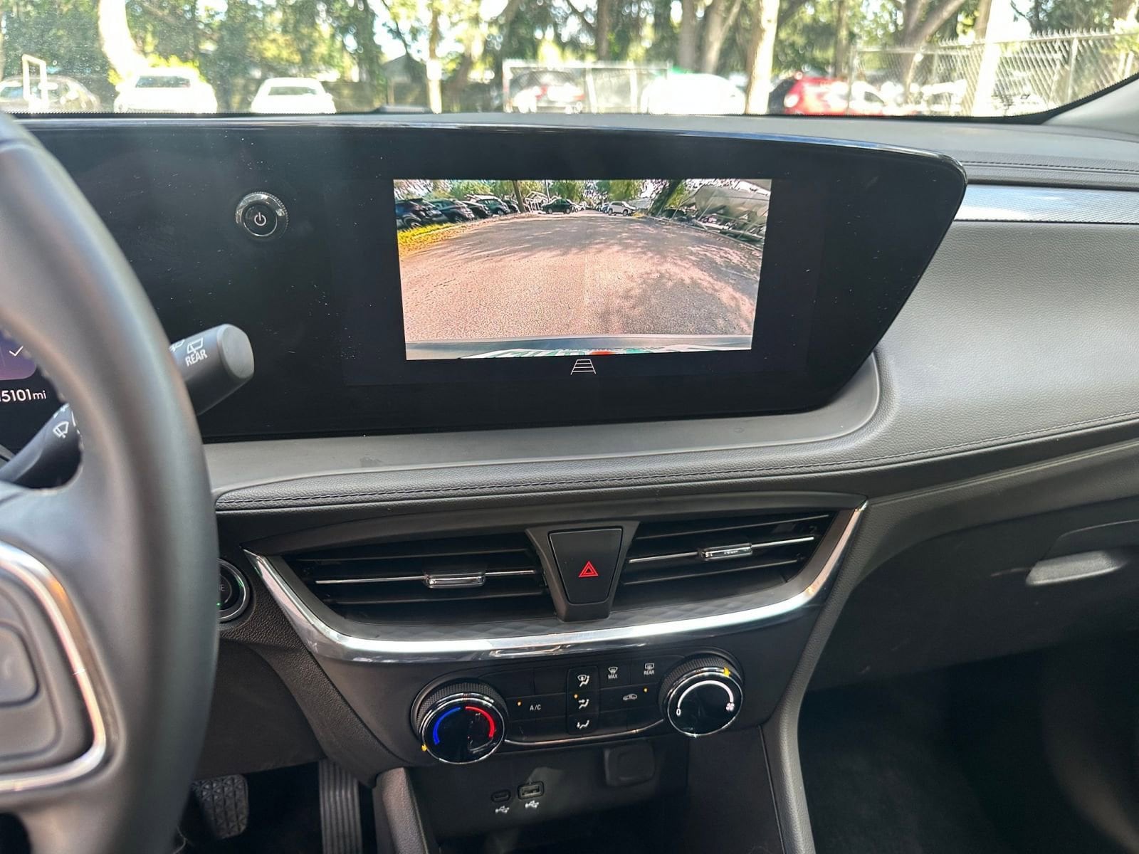 Thumbnail: 2025 Buick Encore GX - 17