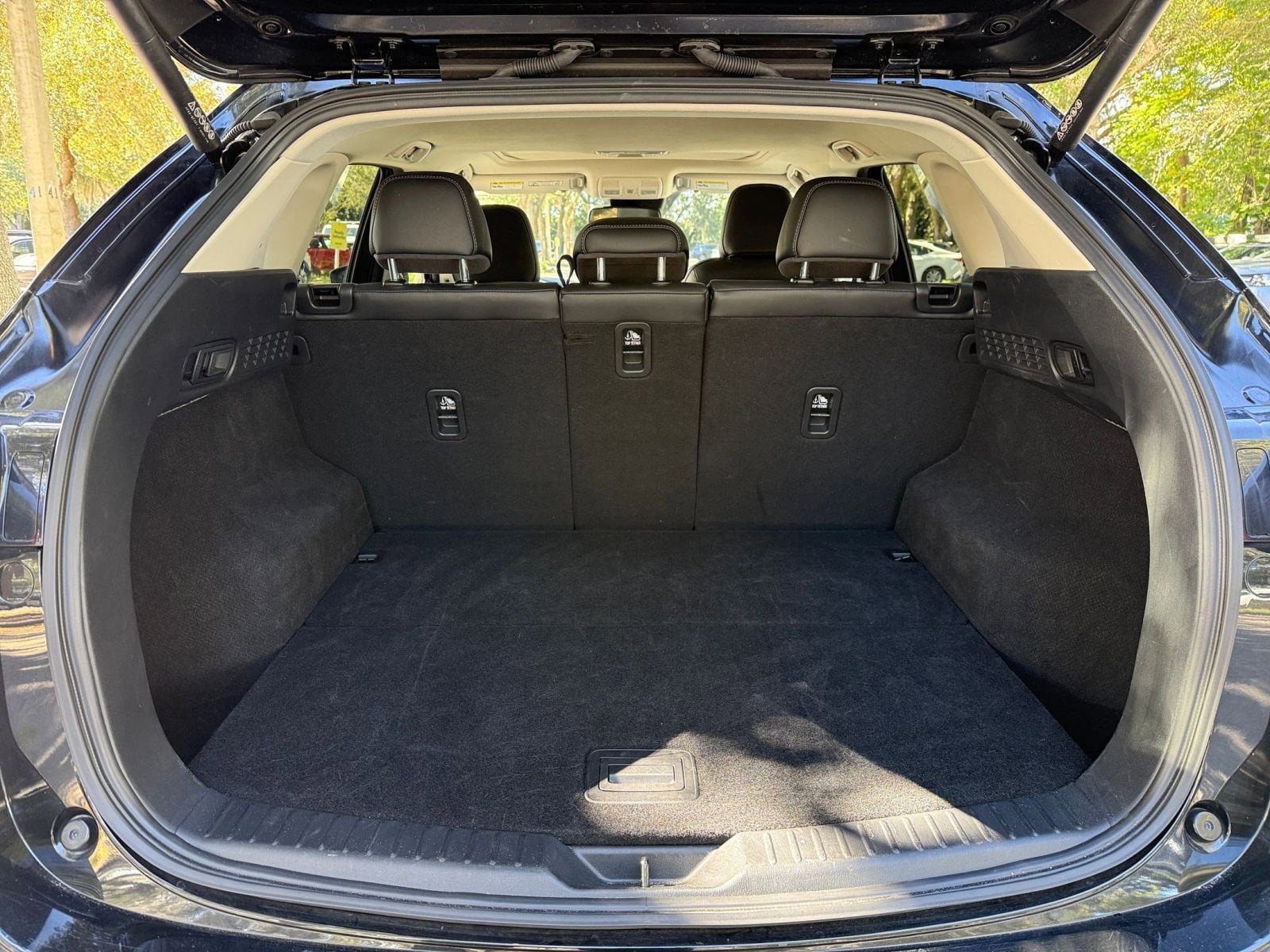 Thumbnail: 2025 Mazda CX-5 - 24