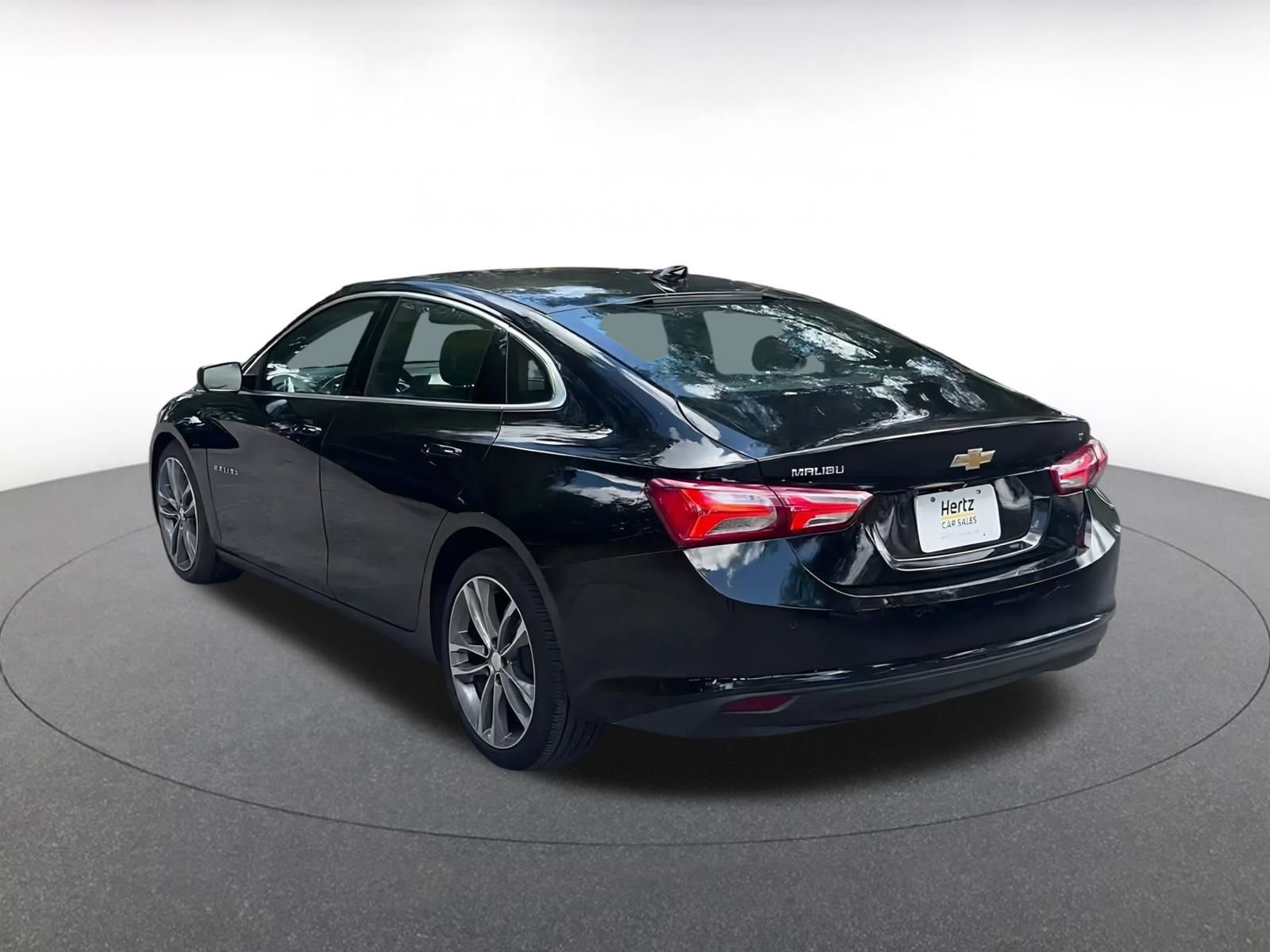 Thumbnail: 2024 Chevrolet Malibu - 11