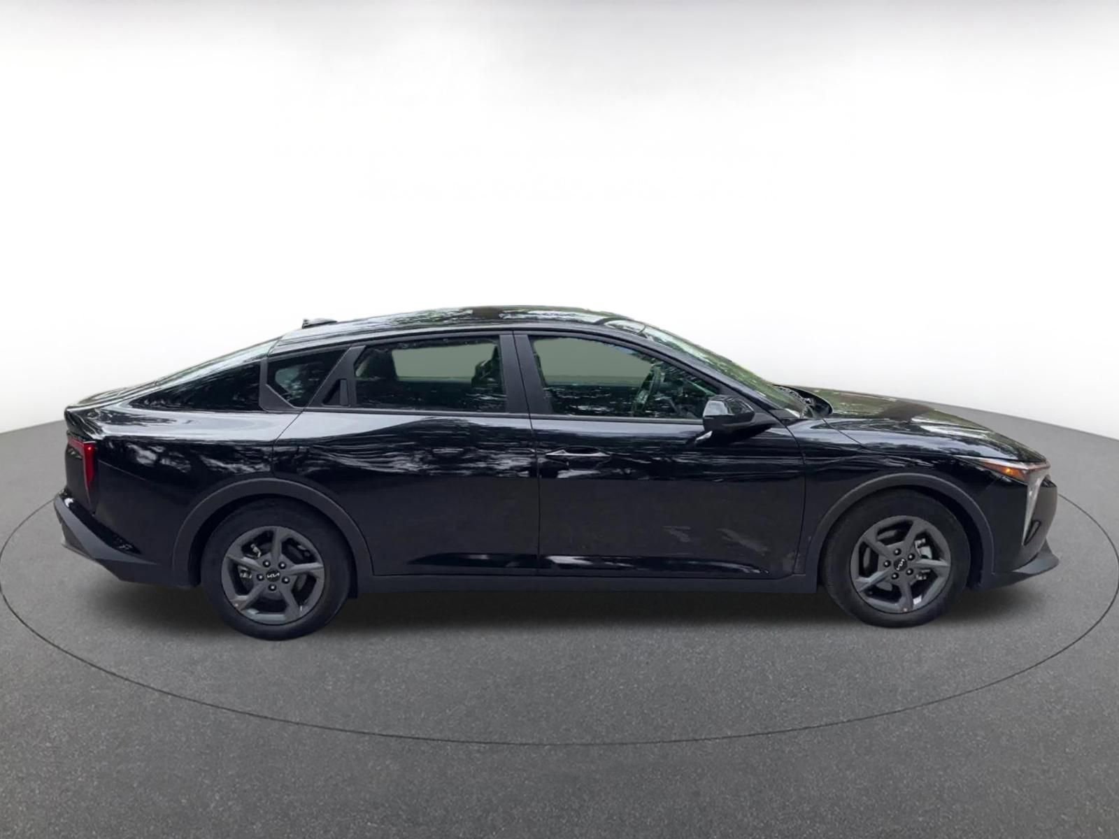 Thumbnail: 2025 Kia K4 - 16
