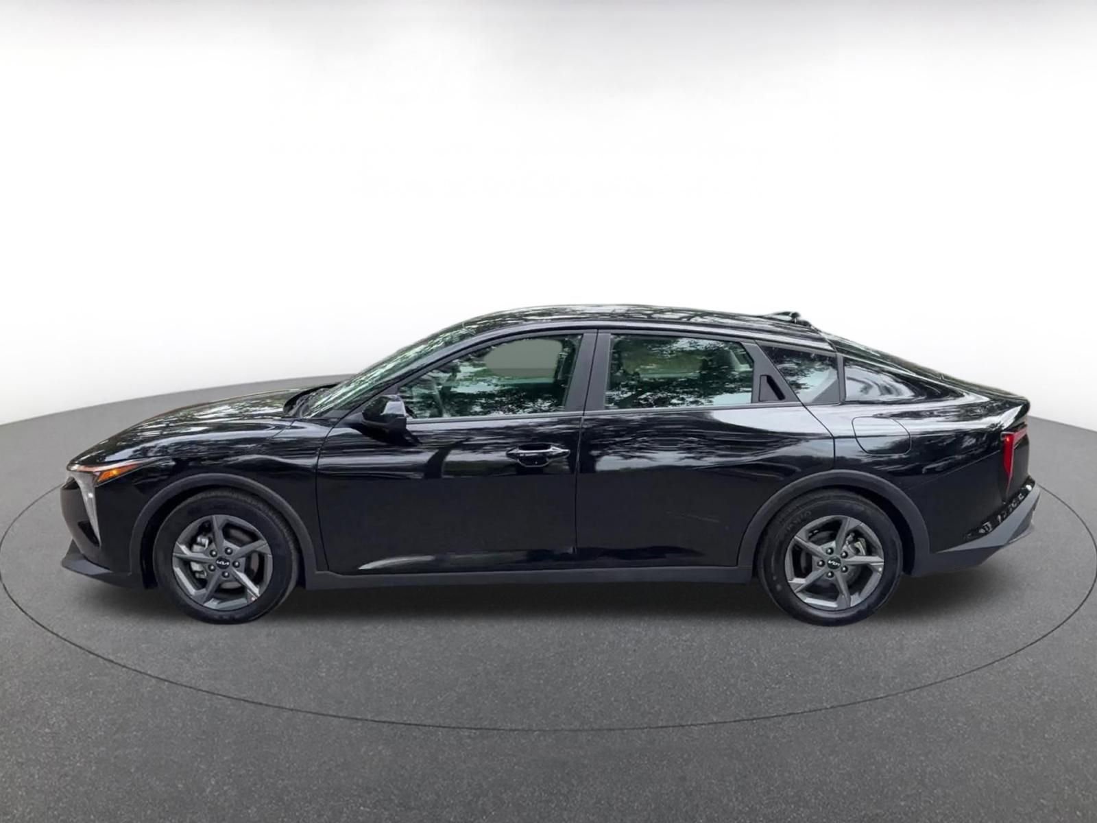 Thumbnail: 2025 Kia K4 - 9