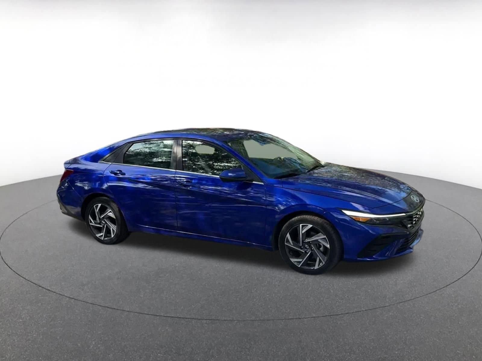 Thumbnail: 2025 Hyundai Elantra - 2