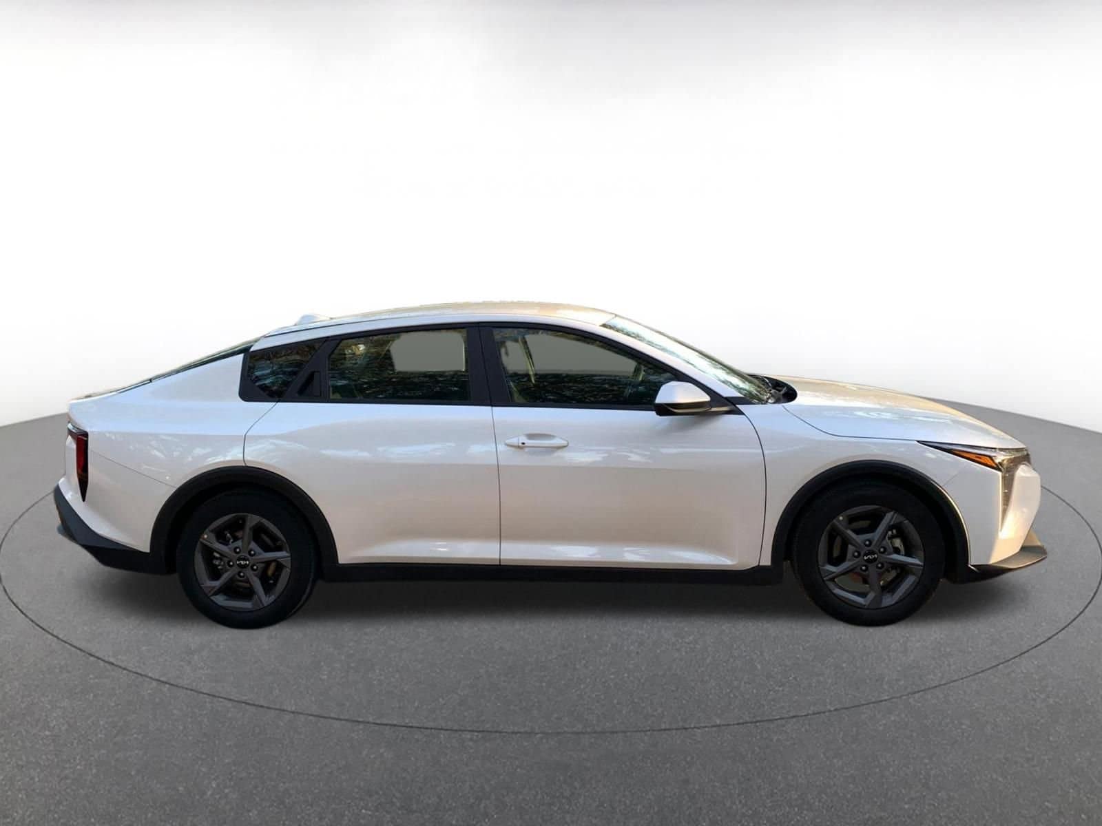 Thumbnail: 2025 Kia K4 - 8