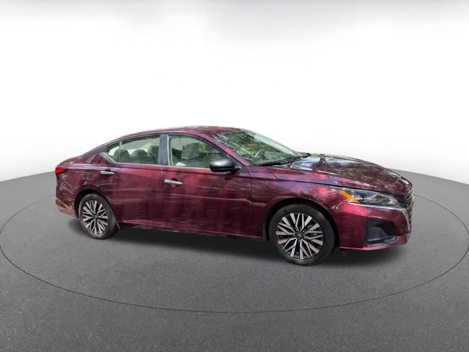 Thumbnail: 2025 Nissan Altima - 2