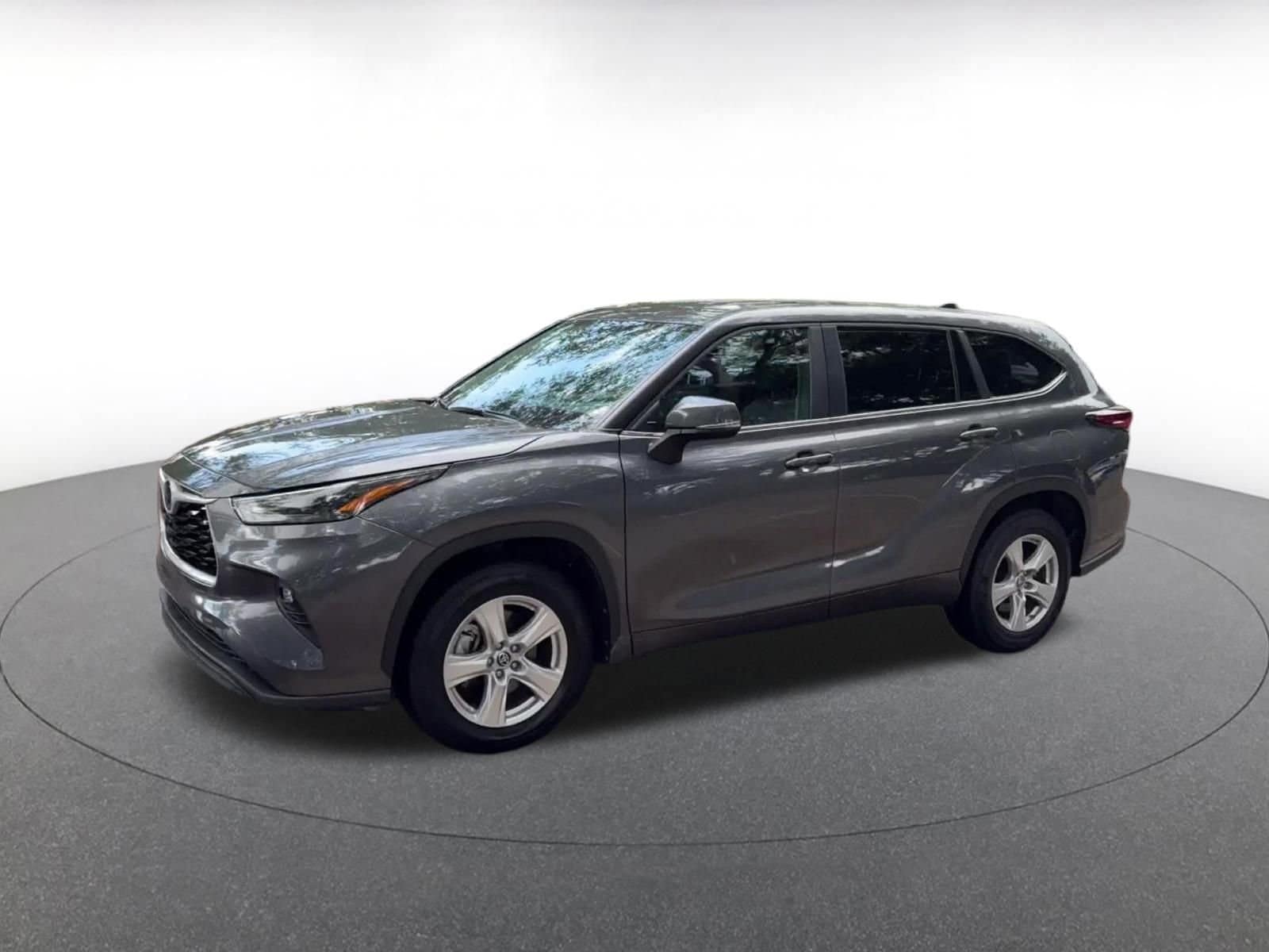 Thumbnail: 2025 Toyota Highlander - 8