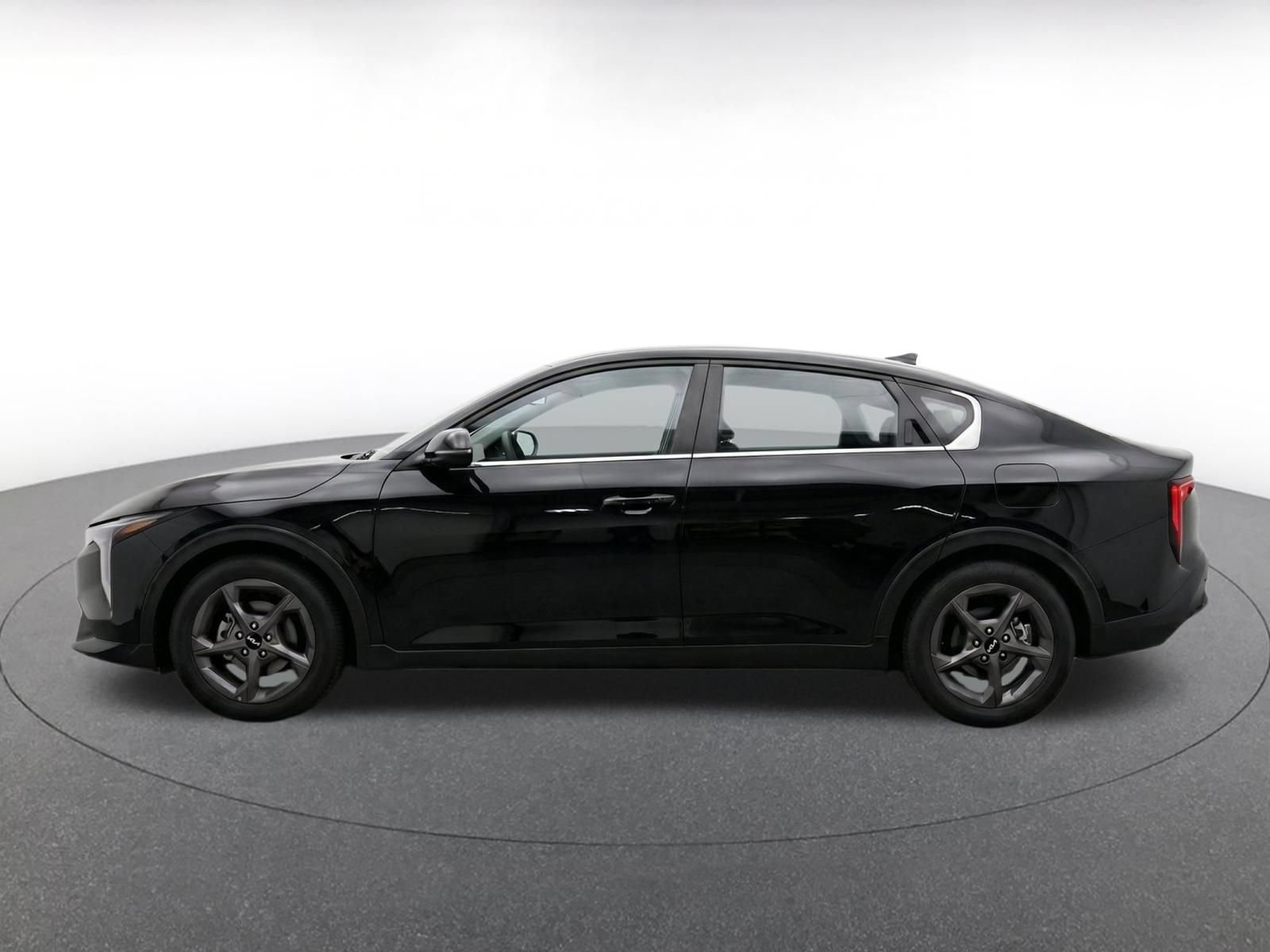 Thumbnail: 2025 Kia K4 - 4