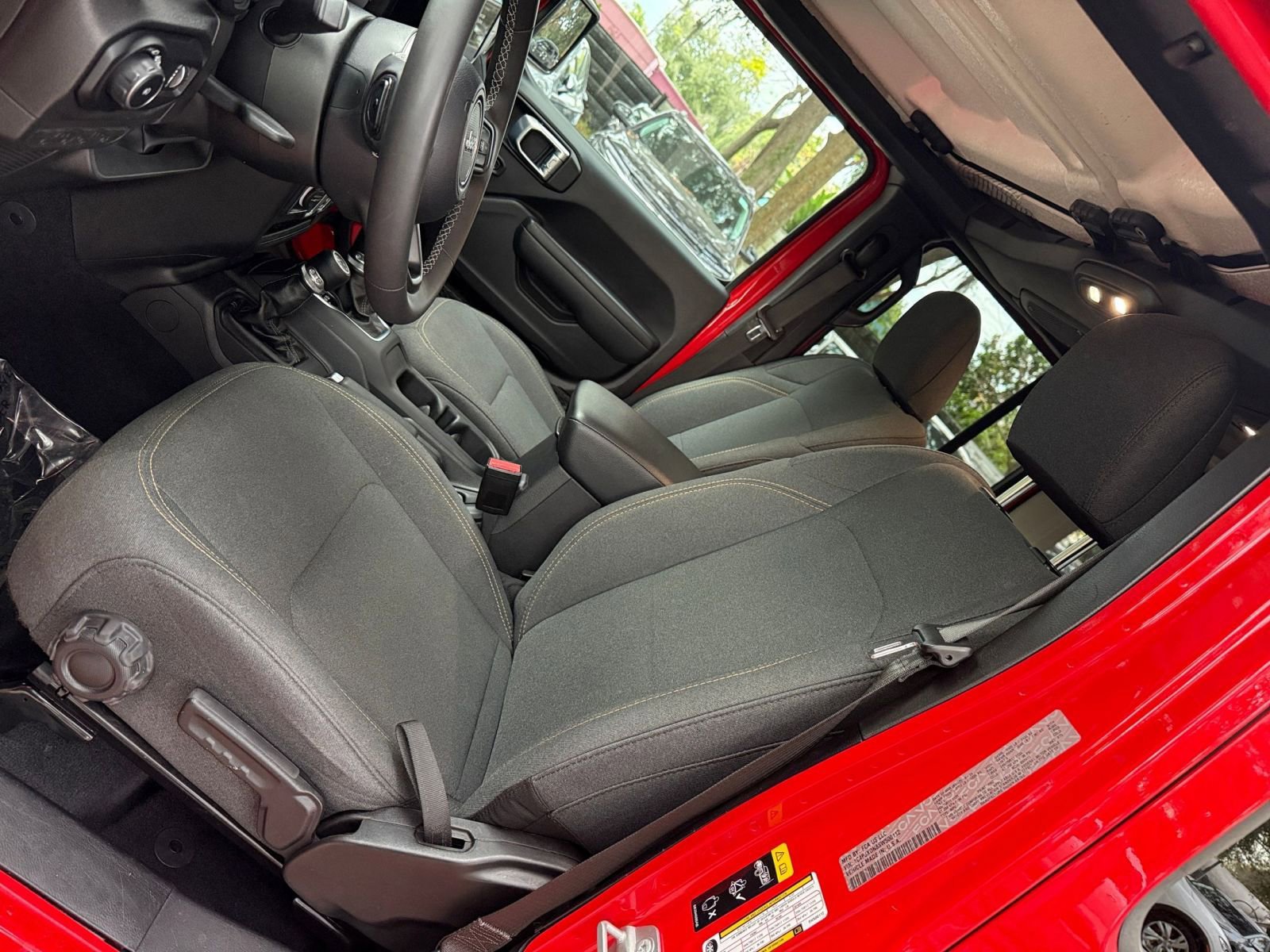 Thumbnail: 2025 Jeep Wrangler - 21