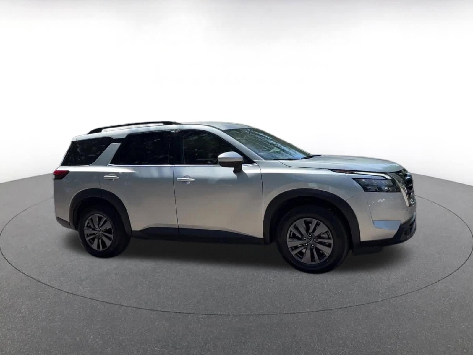 Thumbnail: 2024 Nissan Pathfinder - 2
